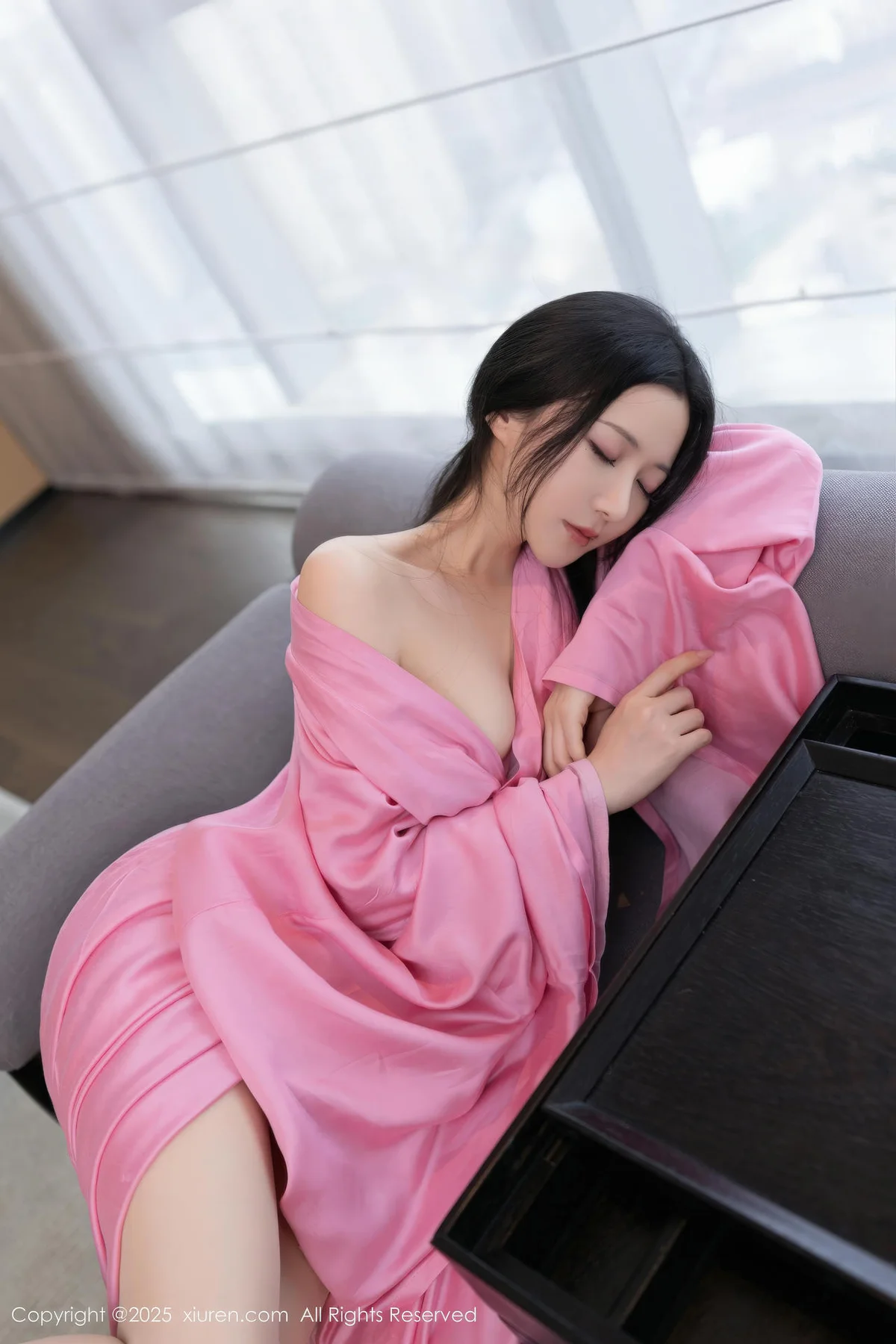 XiuRen 秀人 No.11049 鱼子酱Fish 粉色月影纱肉色丝袜 - 7