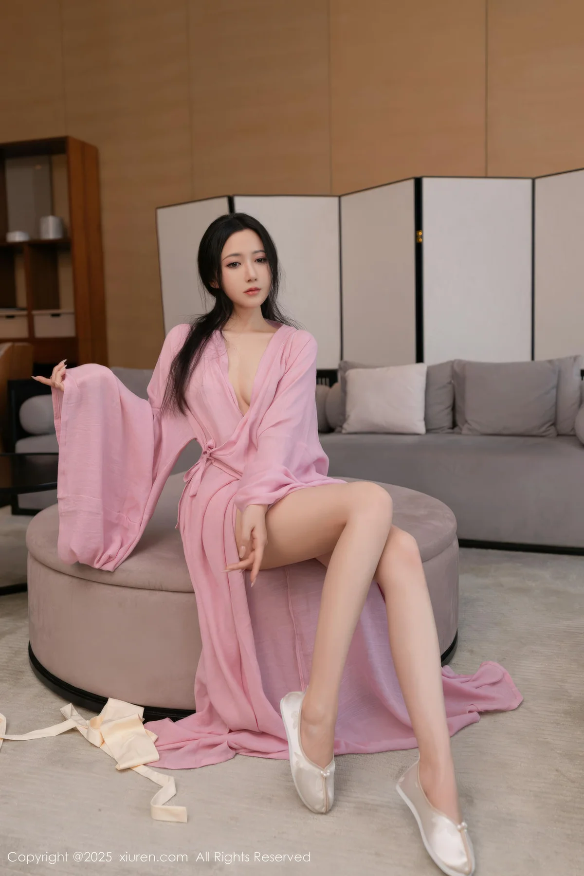 XiuRen 秀人 No.11049 鱼子酱Fish 粉色月影纱肉色丝袜 - 4