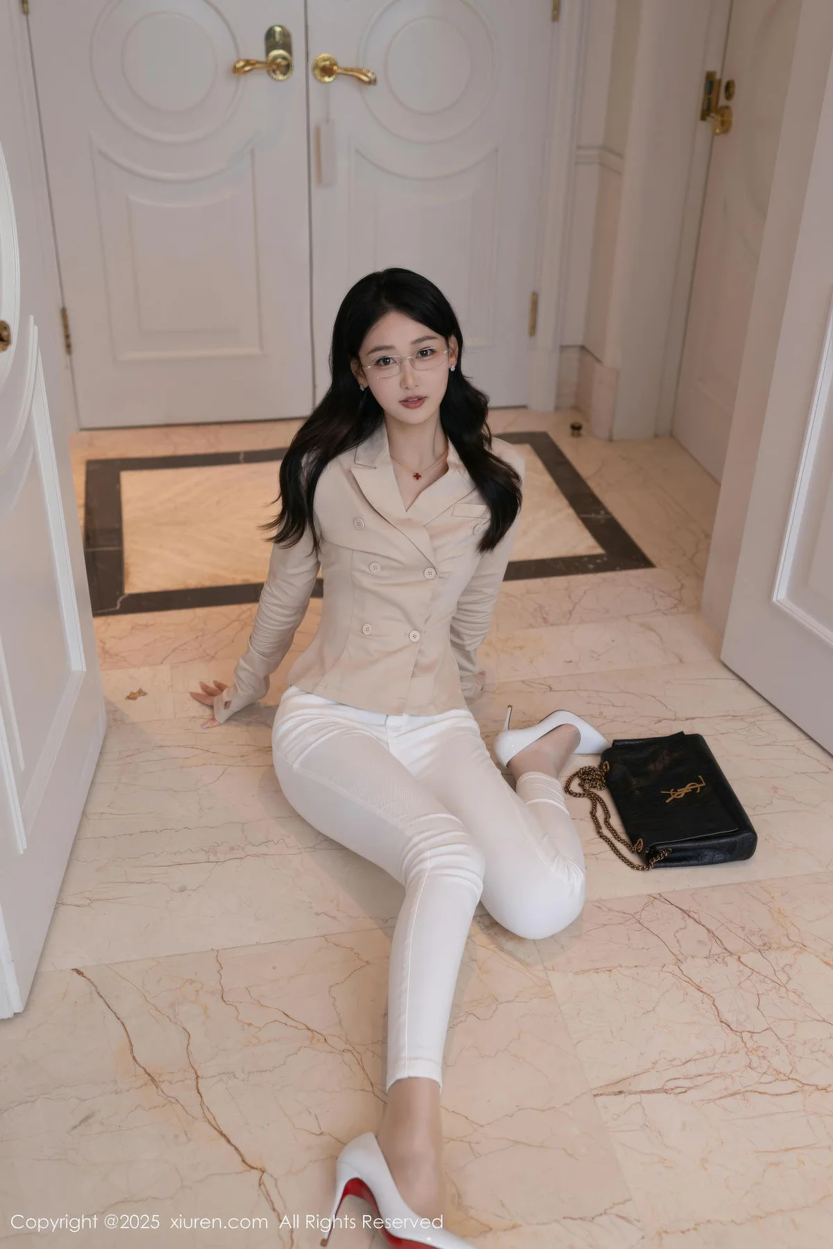 XiuRen 秀人 No.11053 唐安琪 浅色情趣内衣 - 6