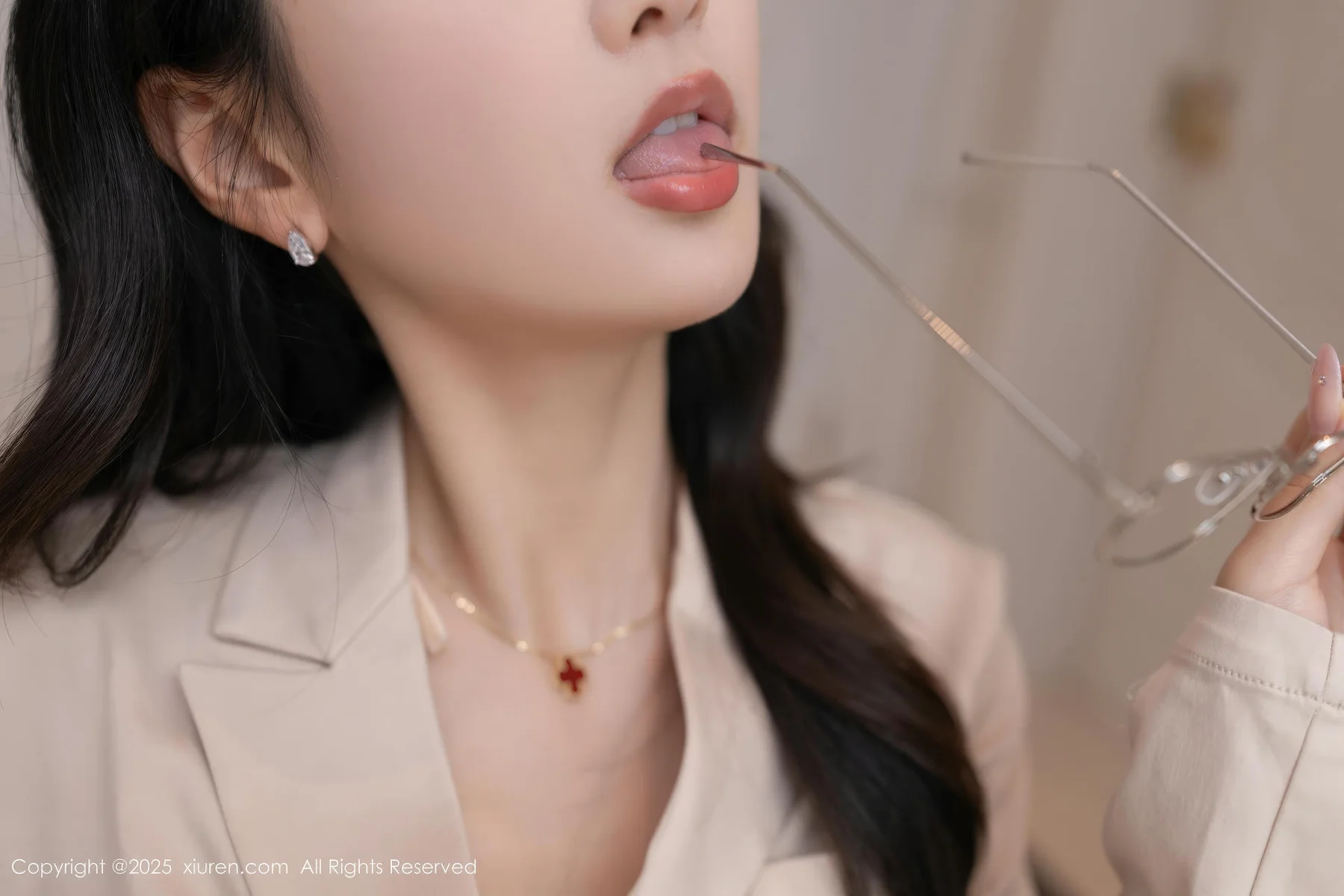 XiuRen 秀人 No.11053 唐安琪 浅色情趣内衣 - 7