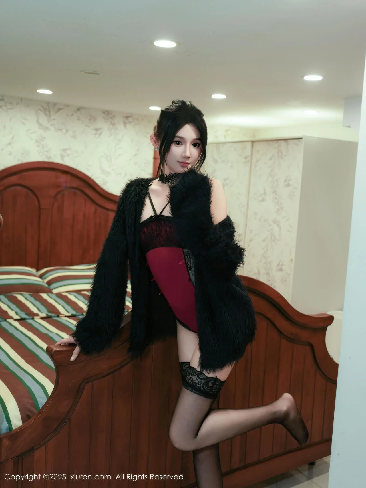 XiuRen 秀人 No.11072 桃子姐姐 吊带黑丝美腿 - 9