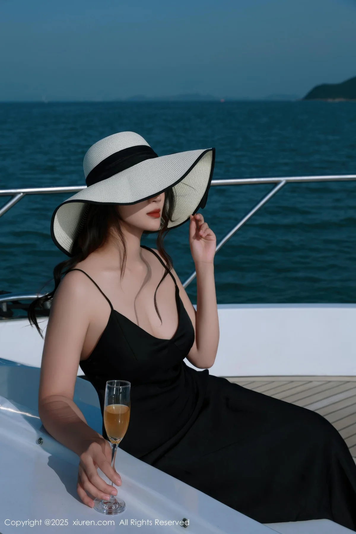 XiuRen 秀人 No.11074 南乔 黑色连衣短裙 - 3