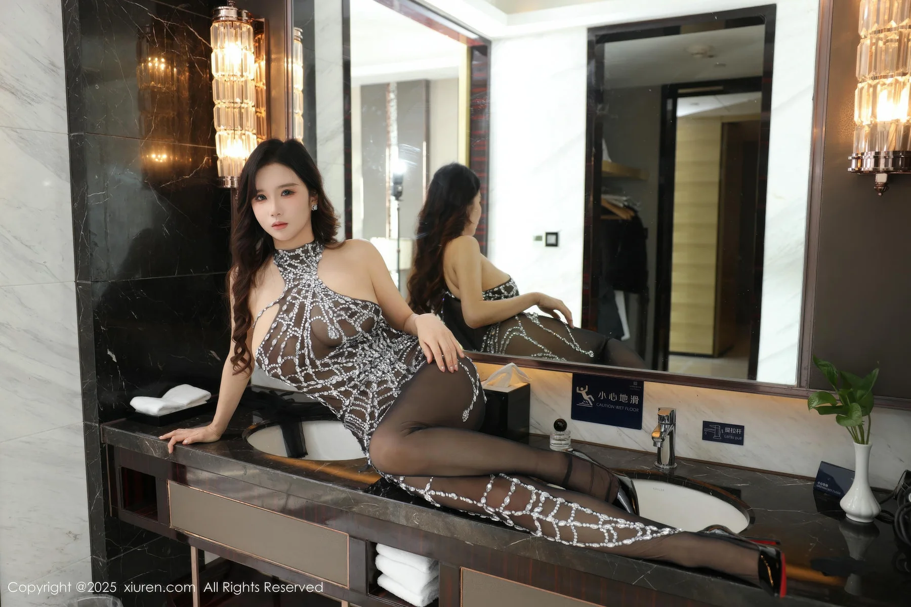 XiuRen 秀人 No.11076 小肉肉咪 黑色连体丝袜 - 10