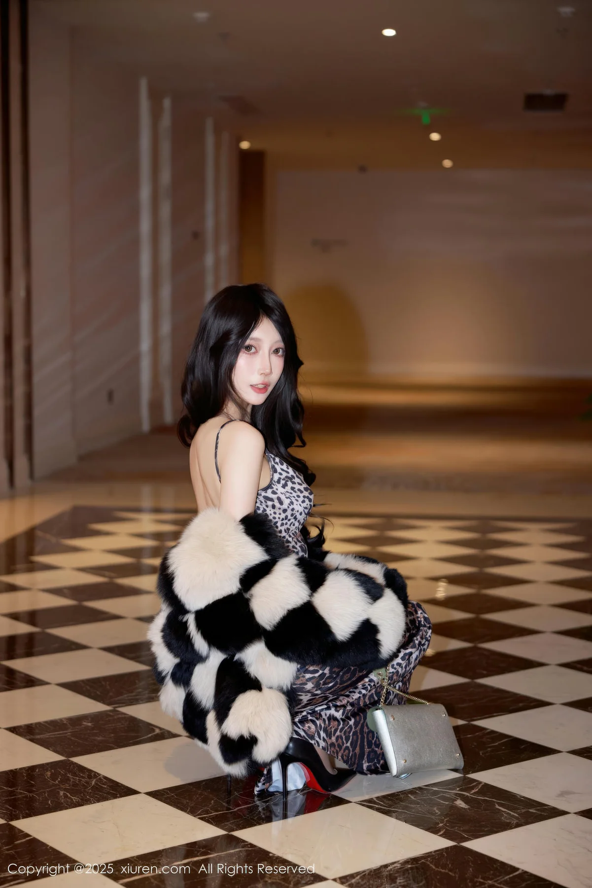 XiuRen 秀人 No.11082 玥儿玥er 豹纹吊带性感写真 - 1
