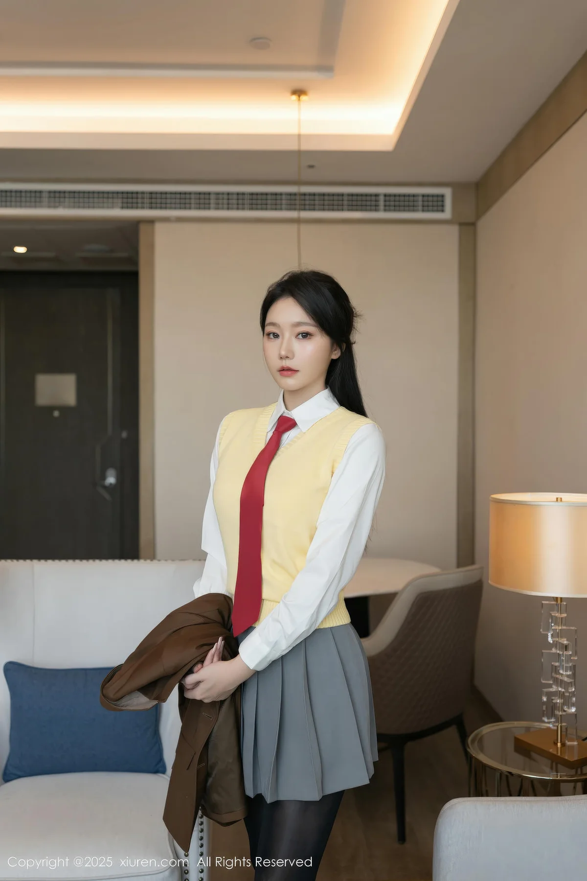 XiuRen 秀人 No.11087 安然anran 性感学生装扮搭 - 1