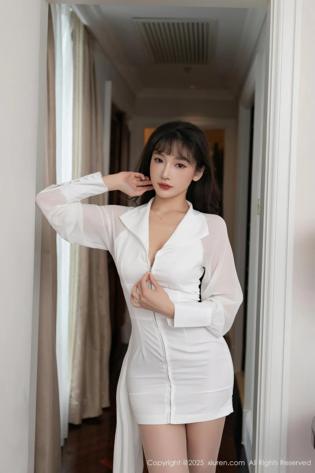 XiuRen 秀人 No.11100 陆萱萱 白色套装诱人肉色丝袜 - 7