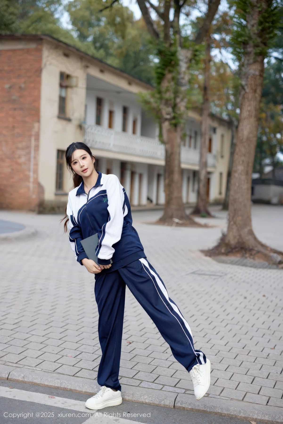 XiuRen 秀人 No.11103 小肉肉咪 校服校园清纯少女 - 1