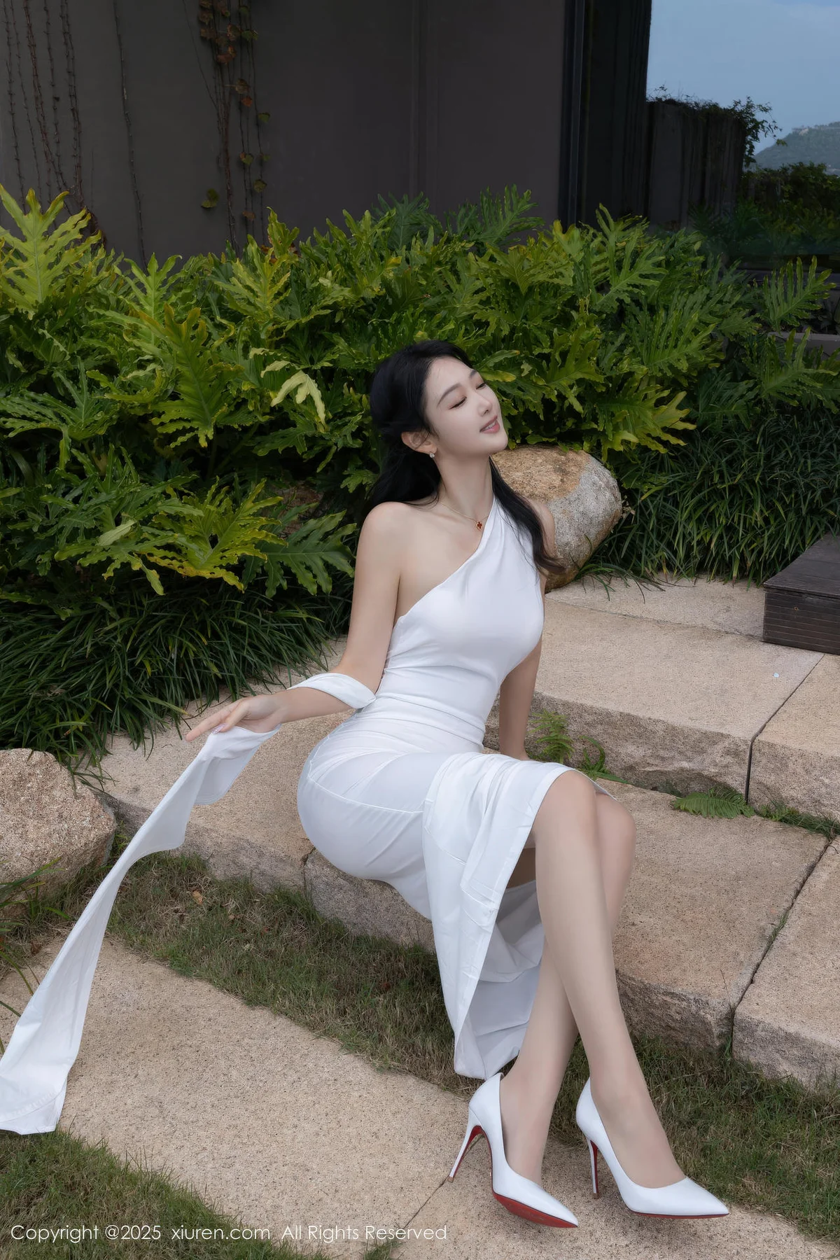 XiuRen 秀人 No.11109 唐安琪 白色长裙诱人肉色丝袜 - 8