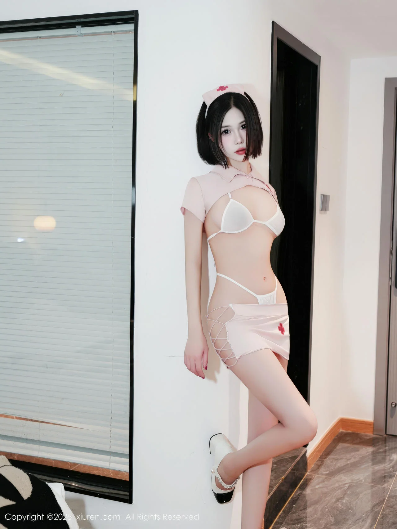 XiuRen 秀人 No.11111 奶芙酱EVA 粉色护士制服诱惑 - 3