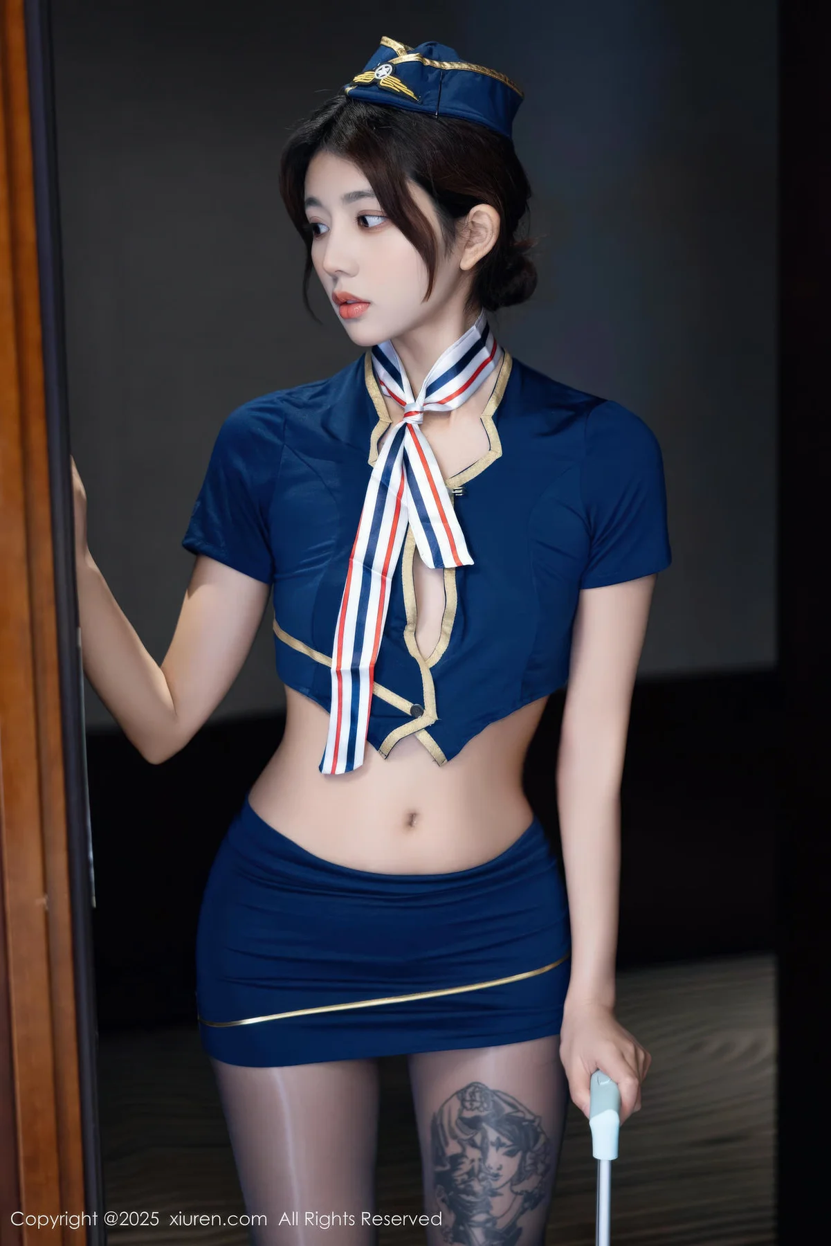 XiuRen 秀人 No.11112 姜冉冉Renee 空姐制服诱惑 - 1