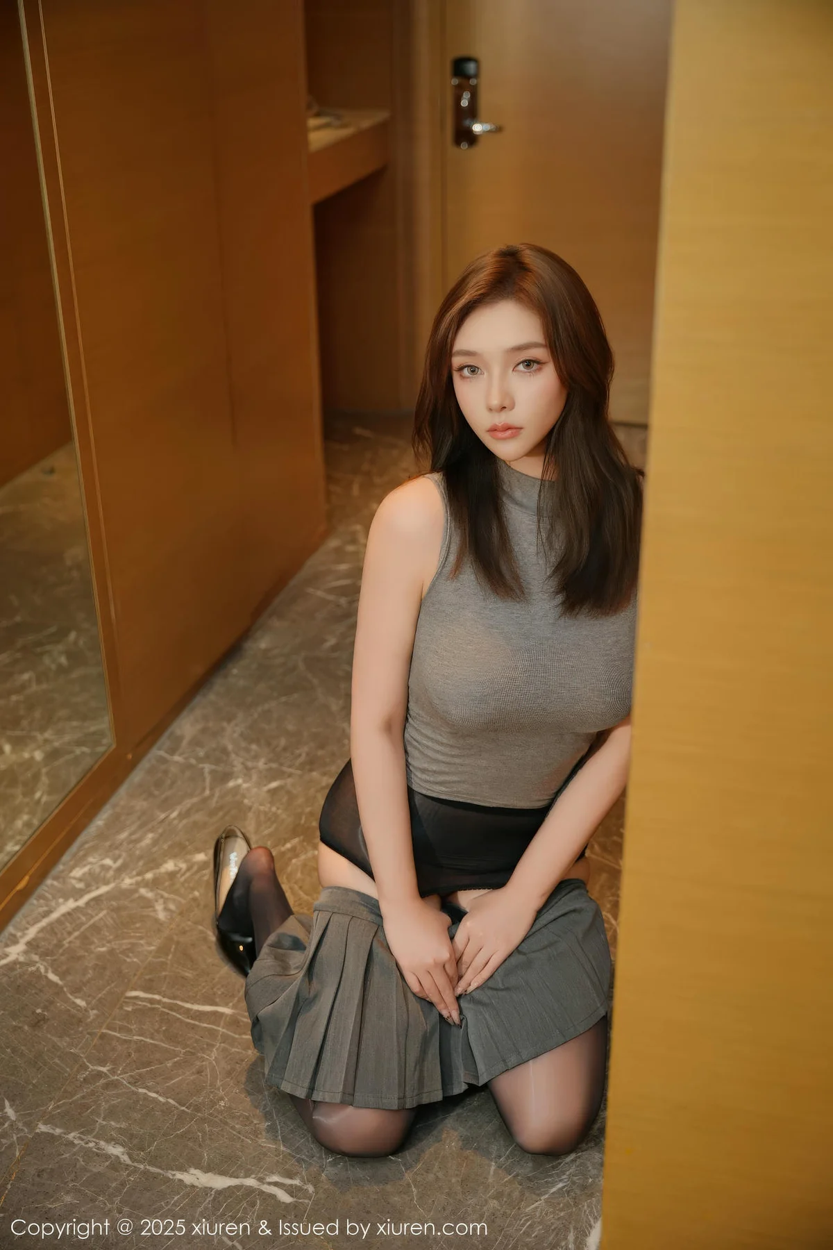 XiuRen 秀人 No.11118 娜比 灰色镂空服饰吊袜黑丝 - 10