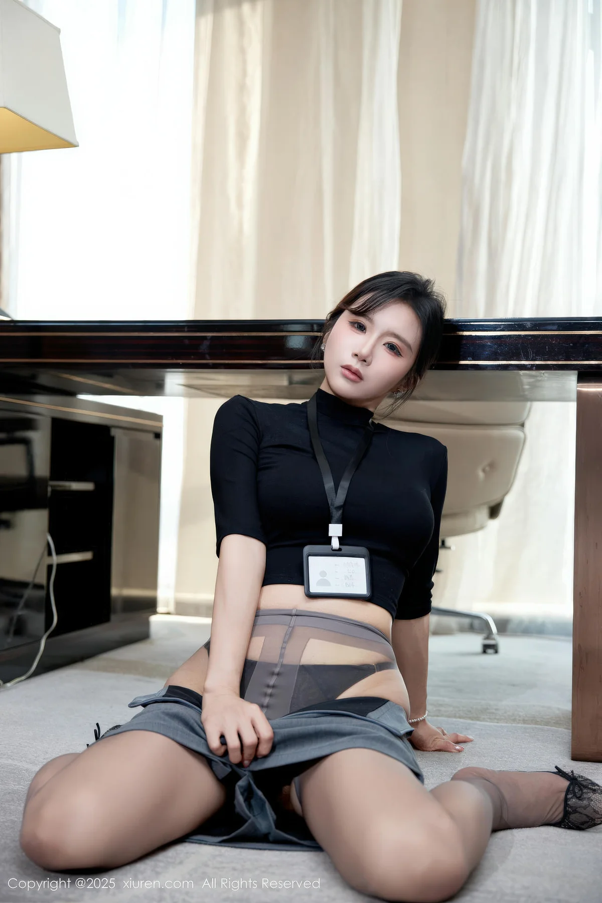 XiuRen 秀人 No.11130 小肉肉咪 性感OL服饰短裙 - 5