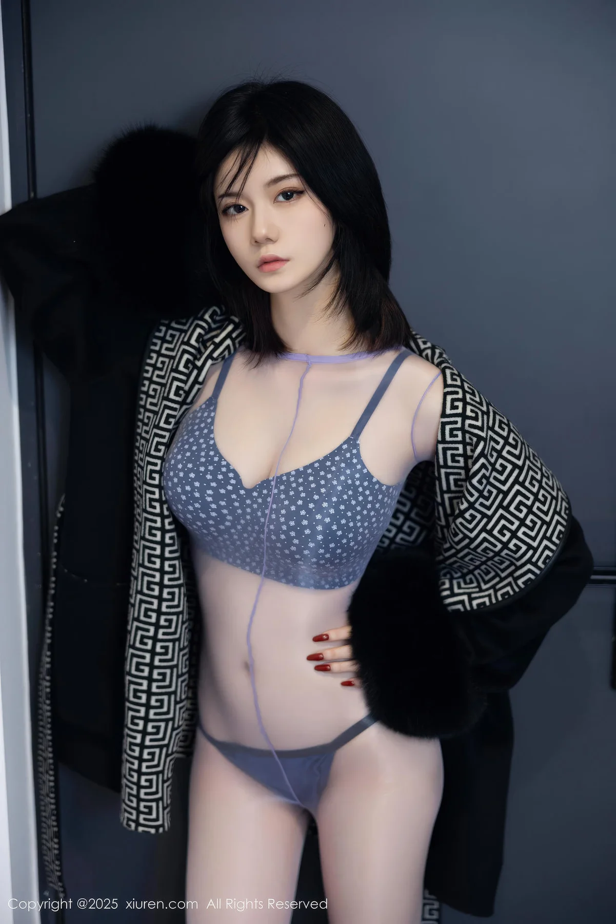 XiuRen 秀人 No.11131 凌七七 紫色连体丝袜 - 2