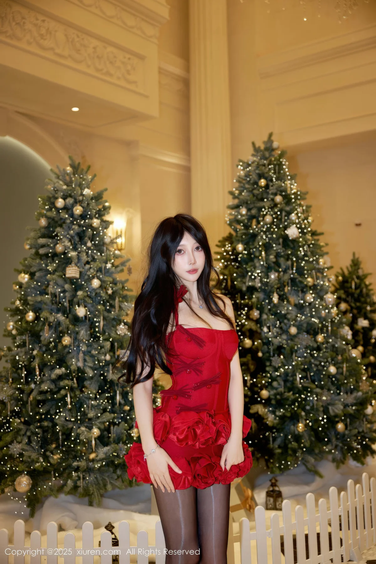 XiuRen 秀人 No.11136 玥儿玥er 红色连衣短裙 - 3