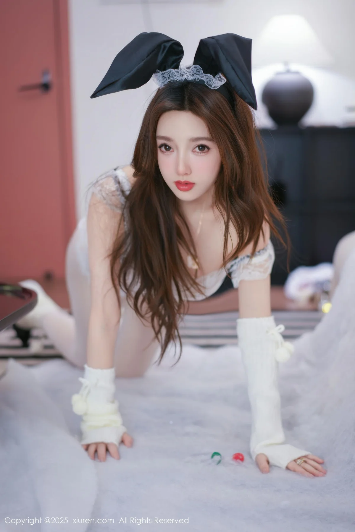 XiuRen 秀人 No.11152 Twins桃桃 性感女仆装扮 - 2