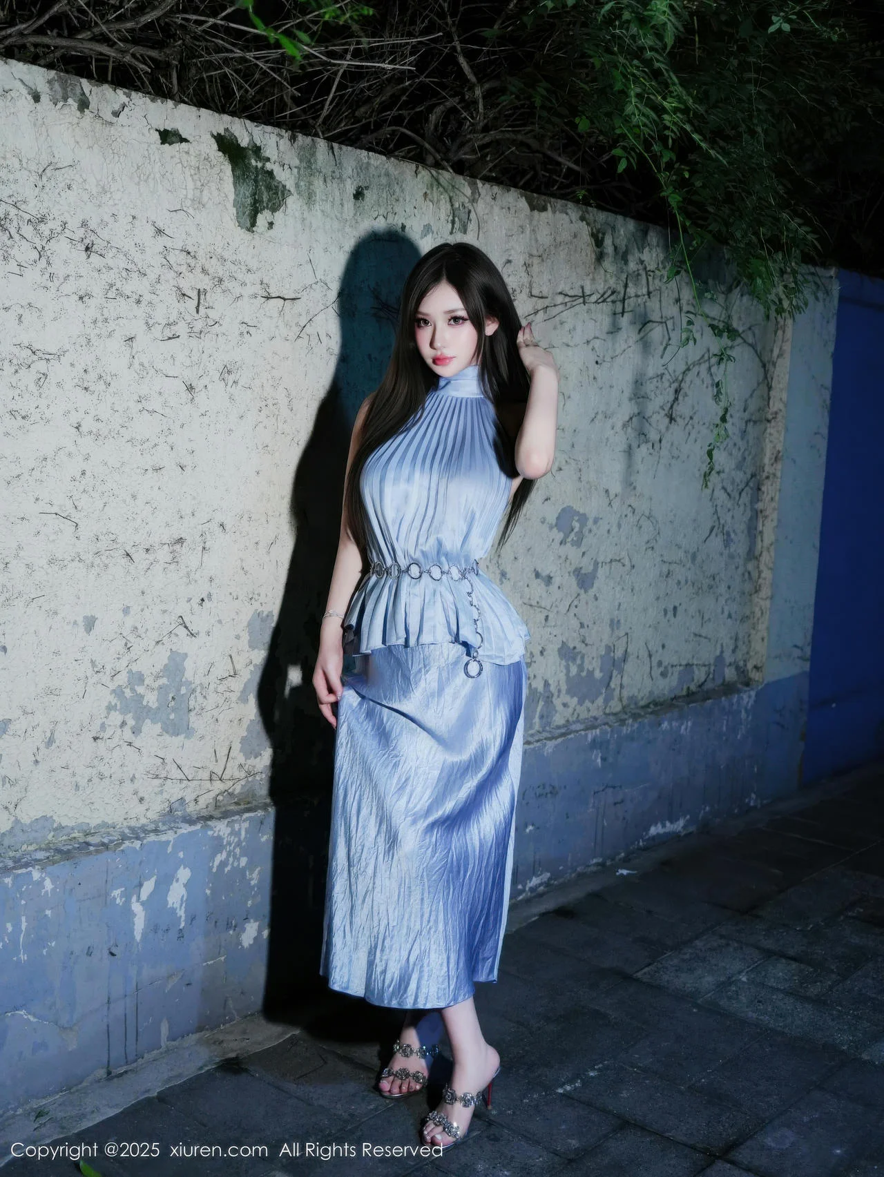 XiuRen 秀人 No.11153 蕾蕾醒了没 配性感魅惑黑丝 - 8