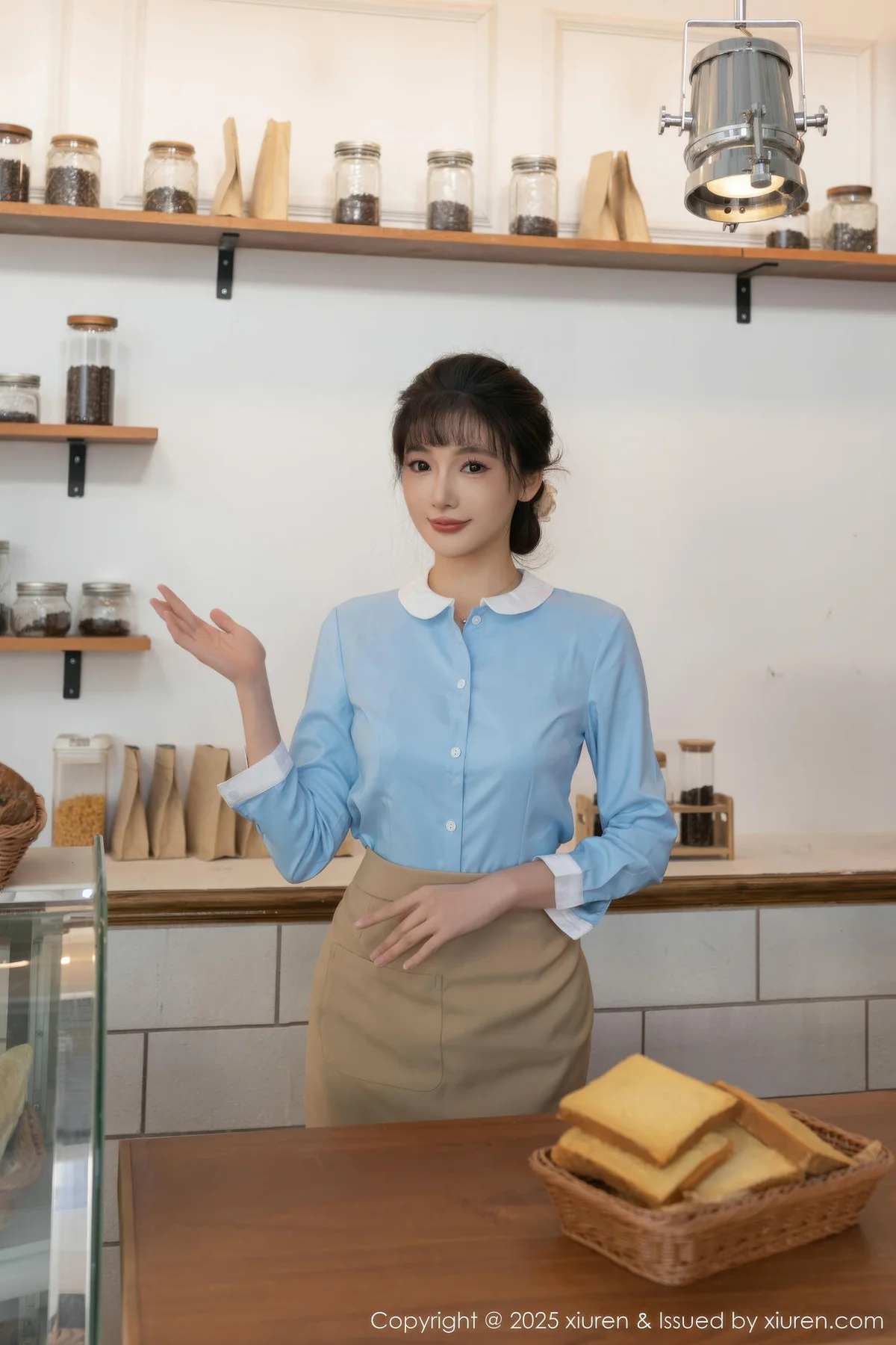 XiuRen 秀人 No.11159 陆萱萱 杏色短裙白色蕾丝 - 3