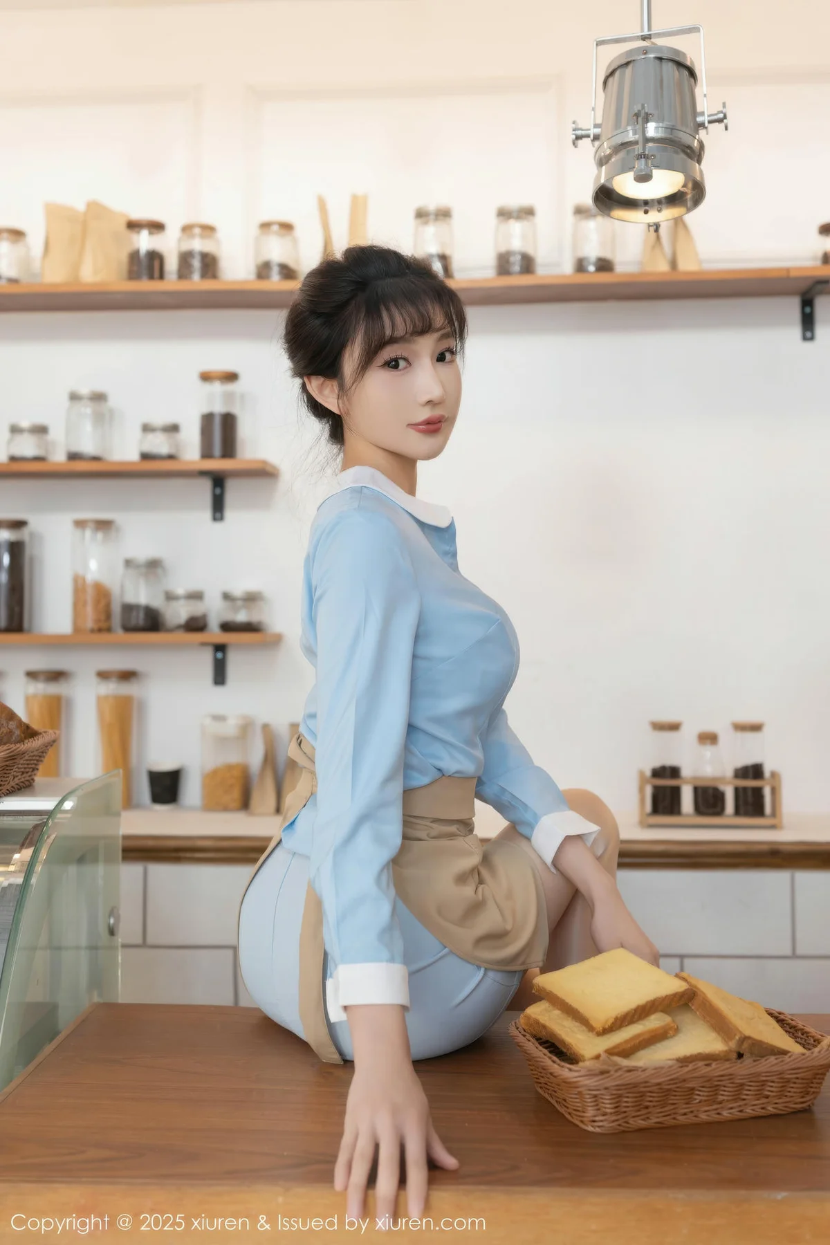 XiuRen 秀人 No.11159 陆萱萱 杏色短裙白色蕾丝 - 4