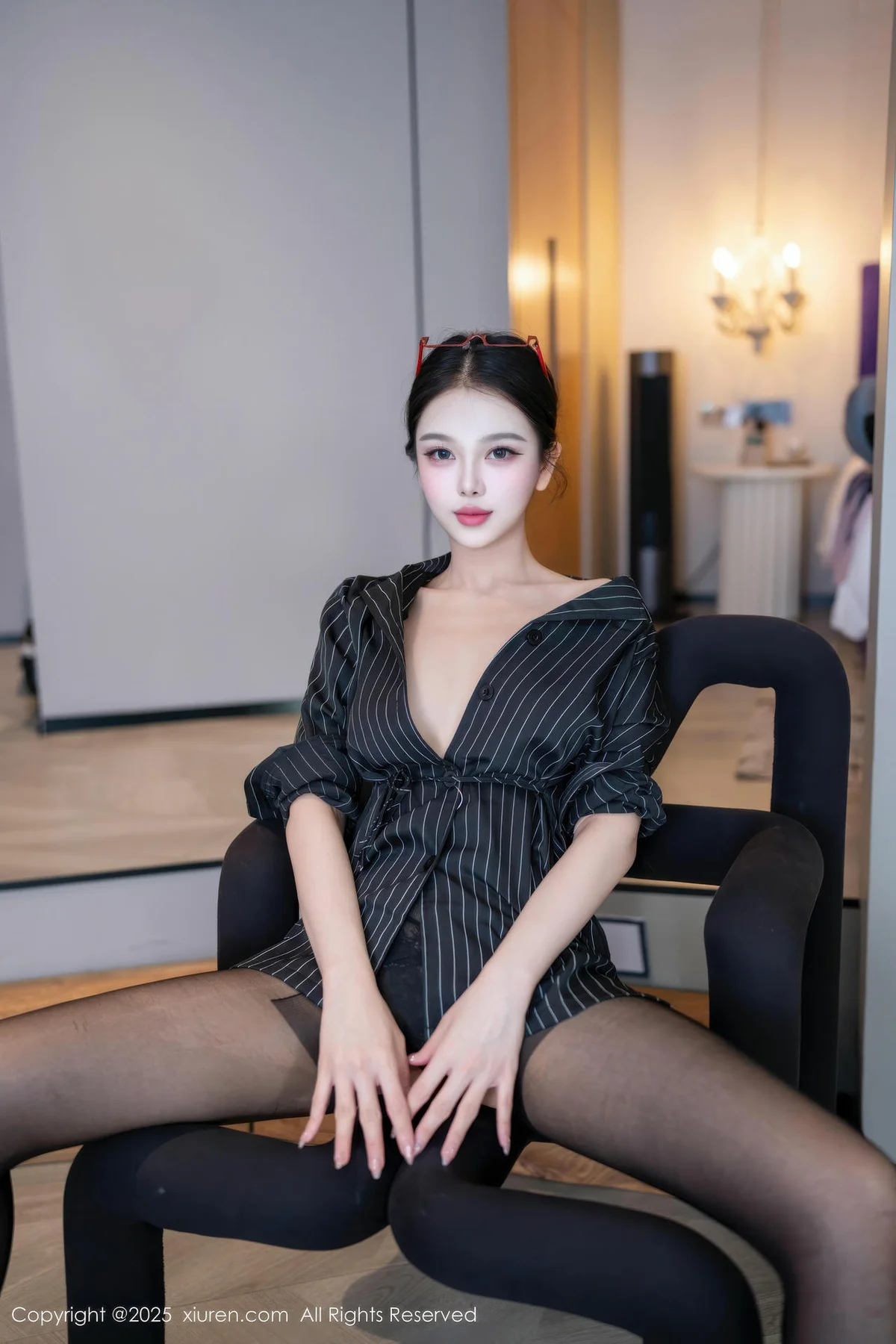 XiuRen 秀人 No.11160 诺诺子 魅惑黑丝曼妙身姿 - 2