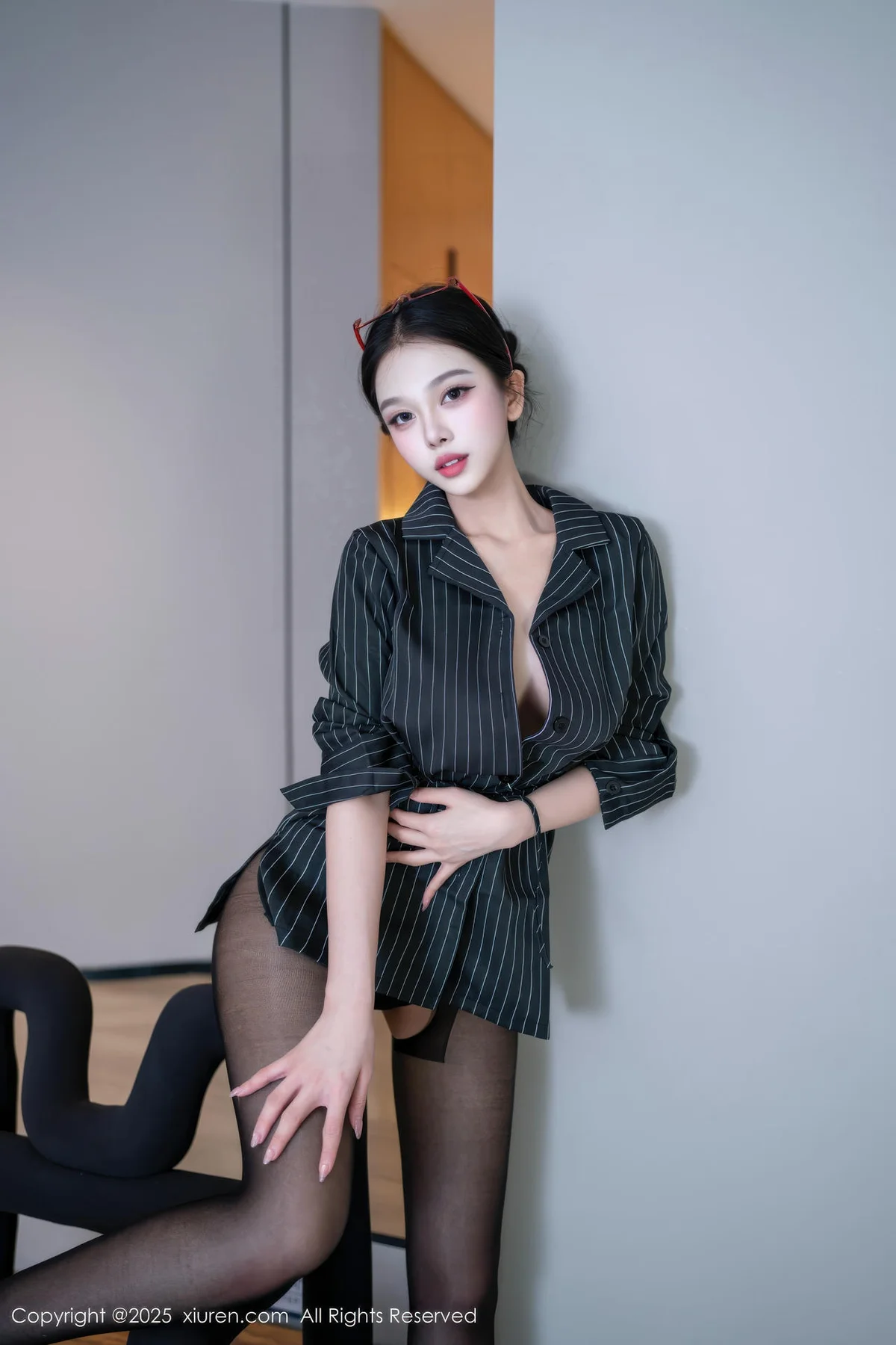 XiuRen 秀人 No.11160 诺诺子 魅惑黑丝曼妙身姿 - 2