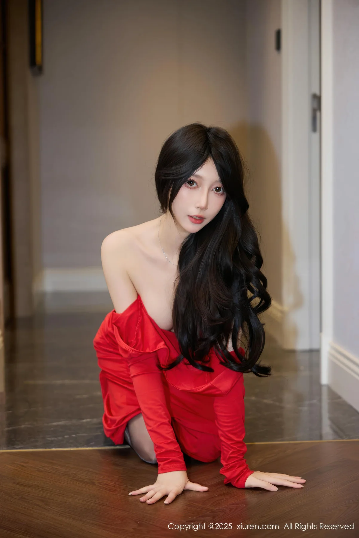 XiuRen 秀人 No.11169 玥儿玥er 红色连衣裙魅惑黑丝 - 6