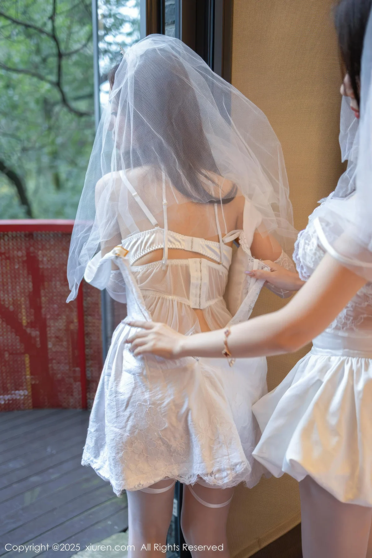 XiuRen 秀人 No.11184 Twins天夭 两位白色蕾丝婚纱 - 8