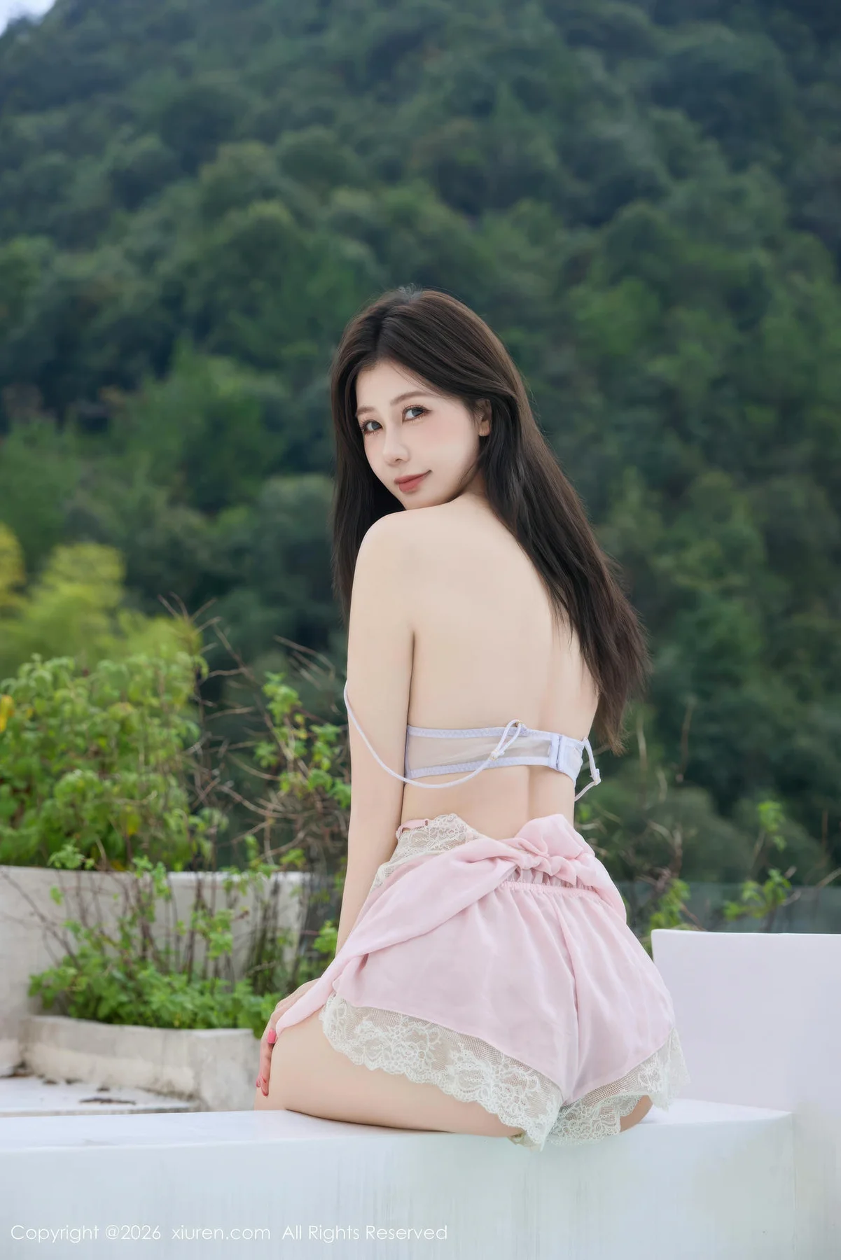 XiuRen 秀人 No.11190 尹甜甜粉色情趣服饰泳衣 - 2