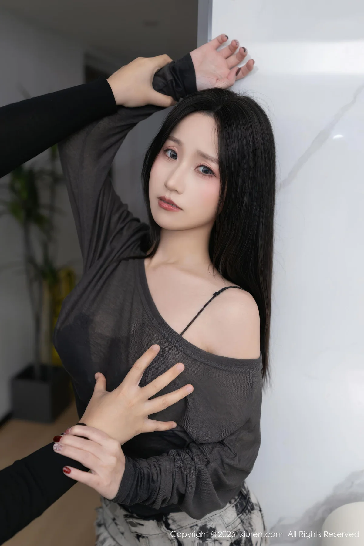 XiuRen 秀人 No.11202 杏子Yada香肩黑丝翘臀美女 - 3