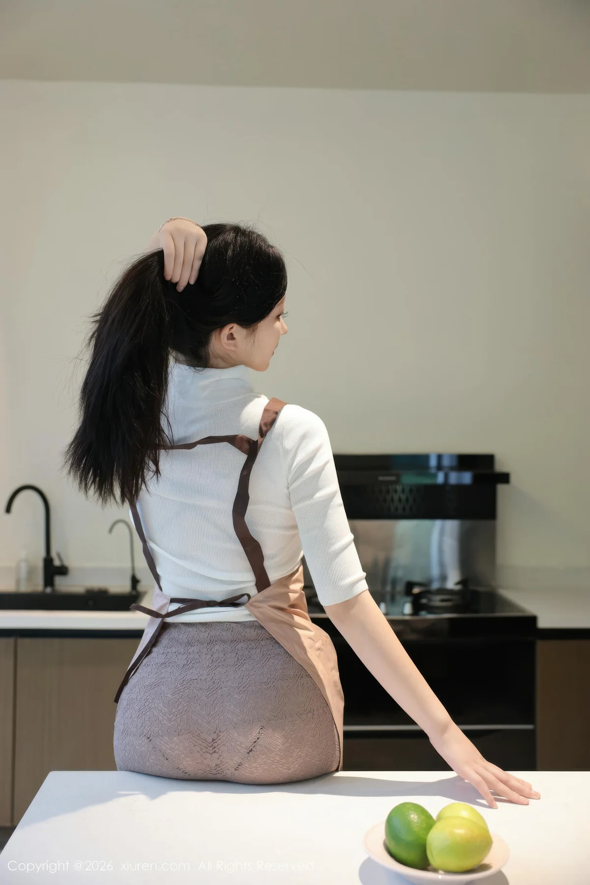 XiuRen 秀人 No.11207 奶思兔巨乳首套写真紫色包臀裙 - 7