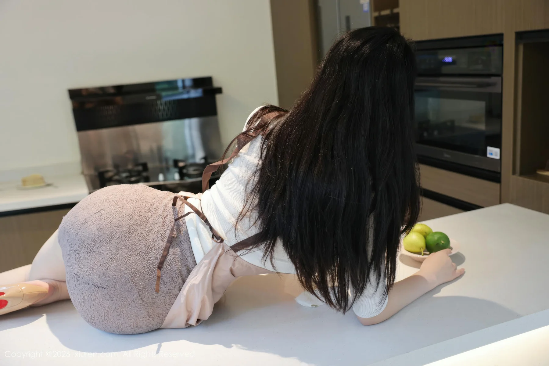 XiuRen 秀人 No.11207 奶思兔巨乳首套写真紫色包臀裙 - 4