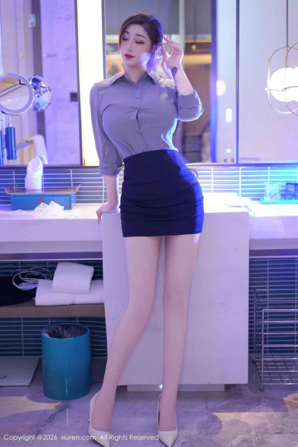 XiuRen 秀人 No.11213 妲己Toxic 性感OL肉丝丝袜 - 1