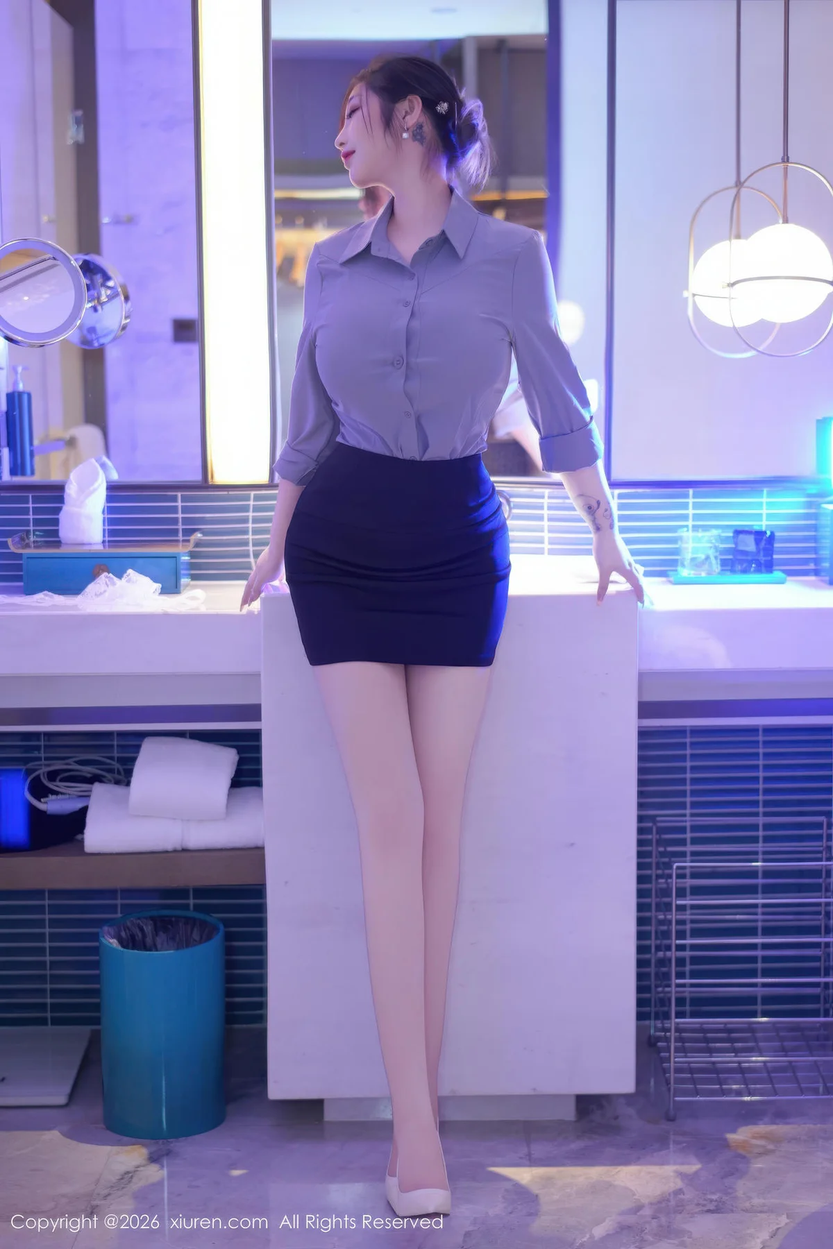 XiuRen 秀人 No.11213 妲己Toxic 性感OL肉丝丝袜 - 2