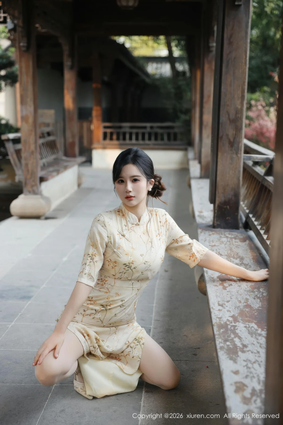 XiuRen 秀人 No.11214 小肉肉咪 浅黄色旗袍户外 - 6