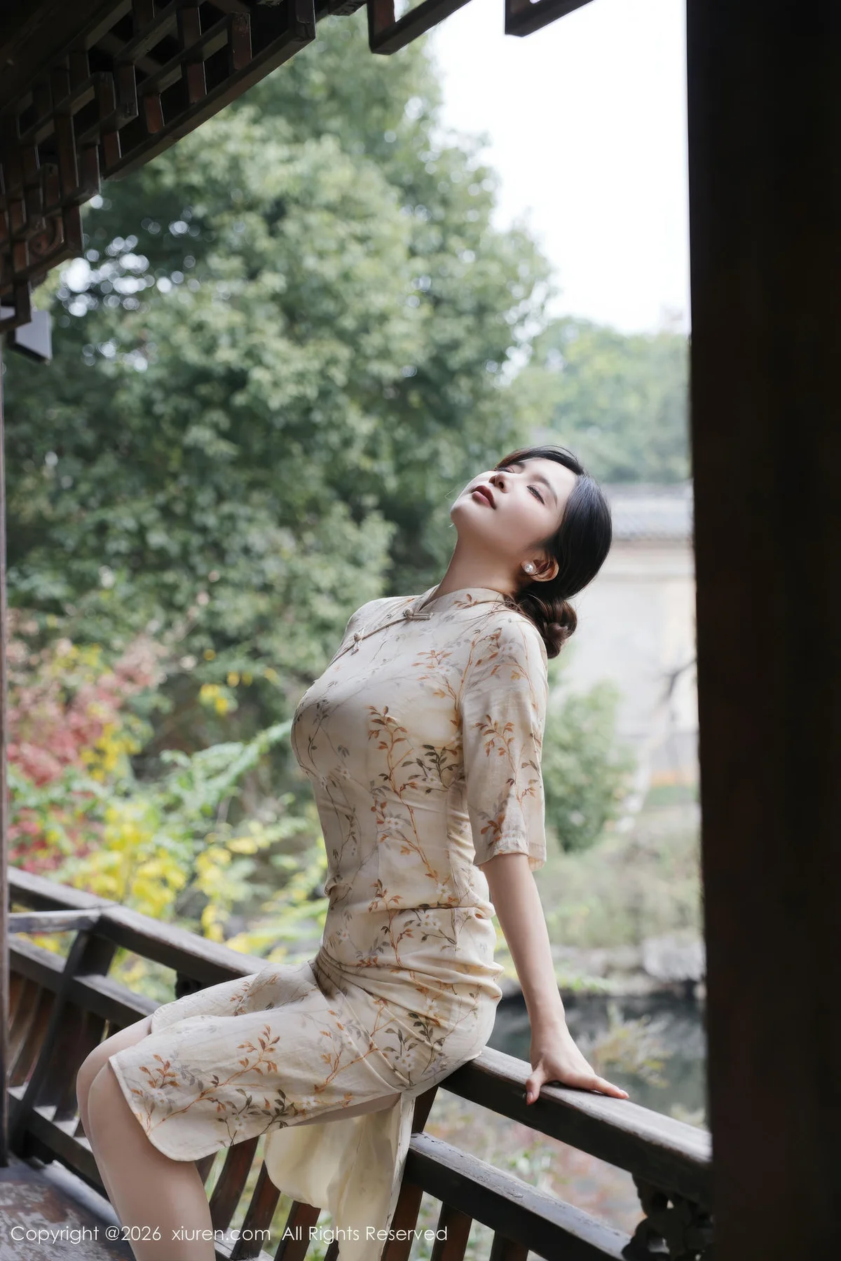 XiuRen 秀人 No.11214 小肉肉咪 浅黄色旗袍户外 - 8