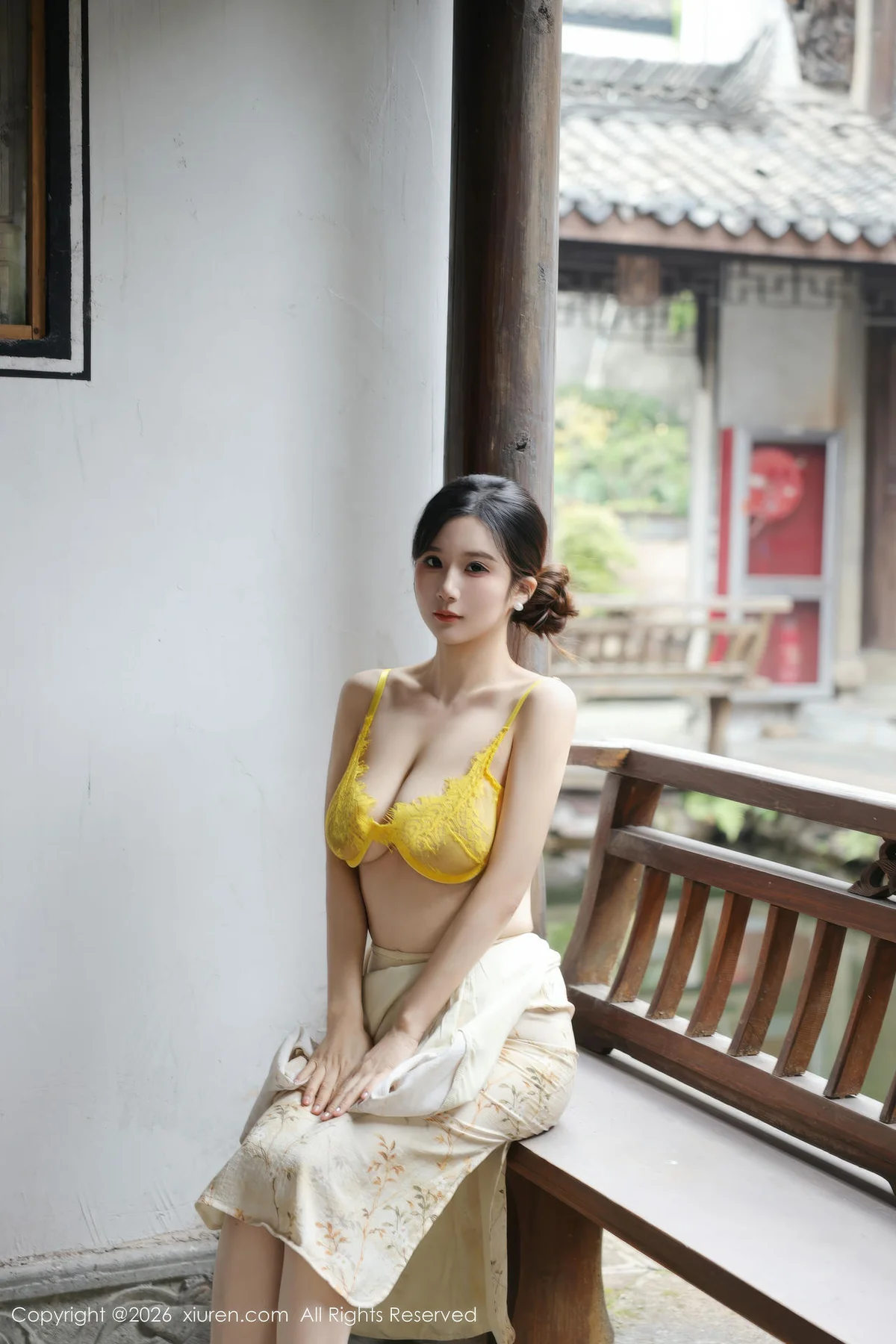 XiuRen 秀人 No.11214 小肉肉咪 浅黄色旗袍户外 - 7