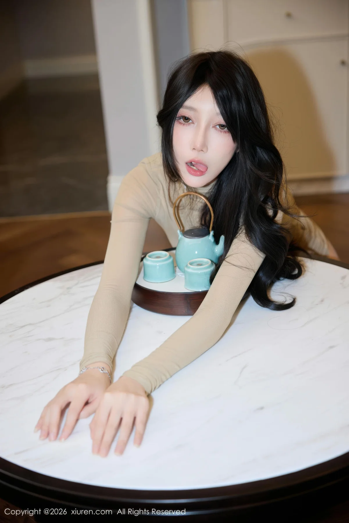 XiuRen 秀人 No.11221 玥儿玥er黄色内衣灰丝 - 1