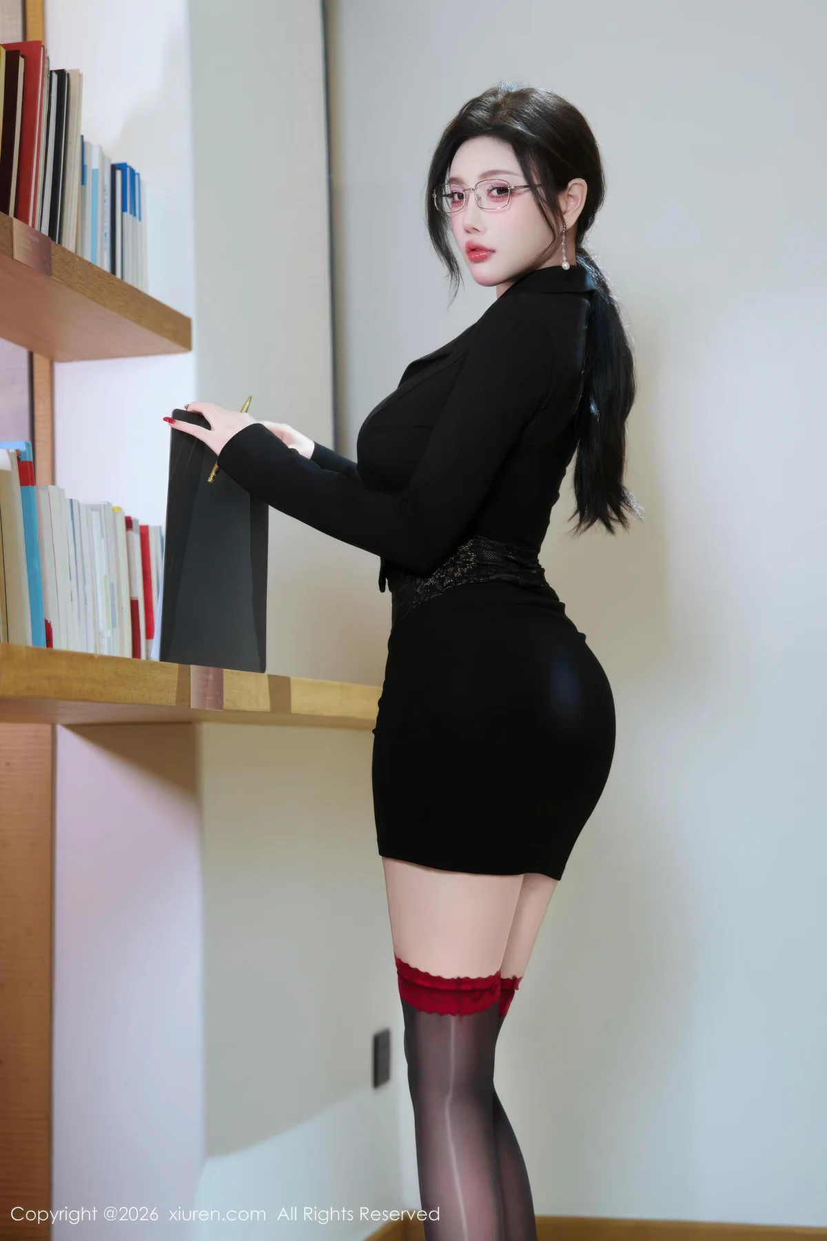 XiuRen 秀人 No.11230 杨晨晨黑色西服迷人身材 - 5