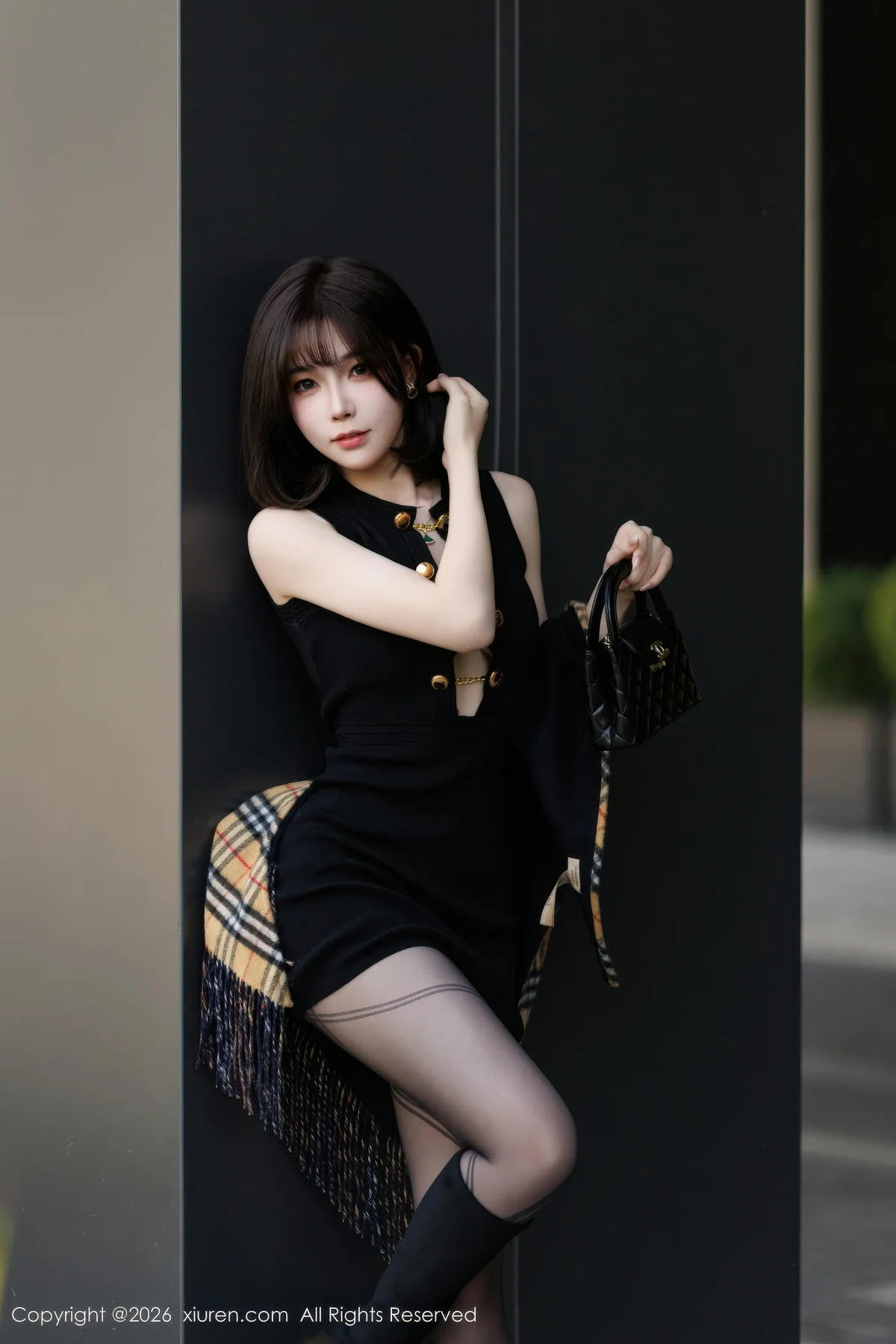 XiuRen 秀人 No.11252 莉芝荔枝 黑色连衣短裙 - 3