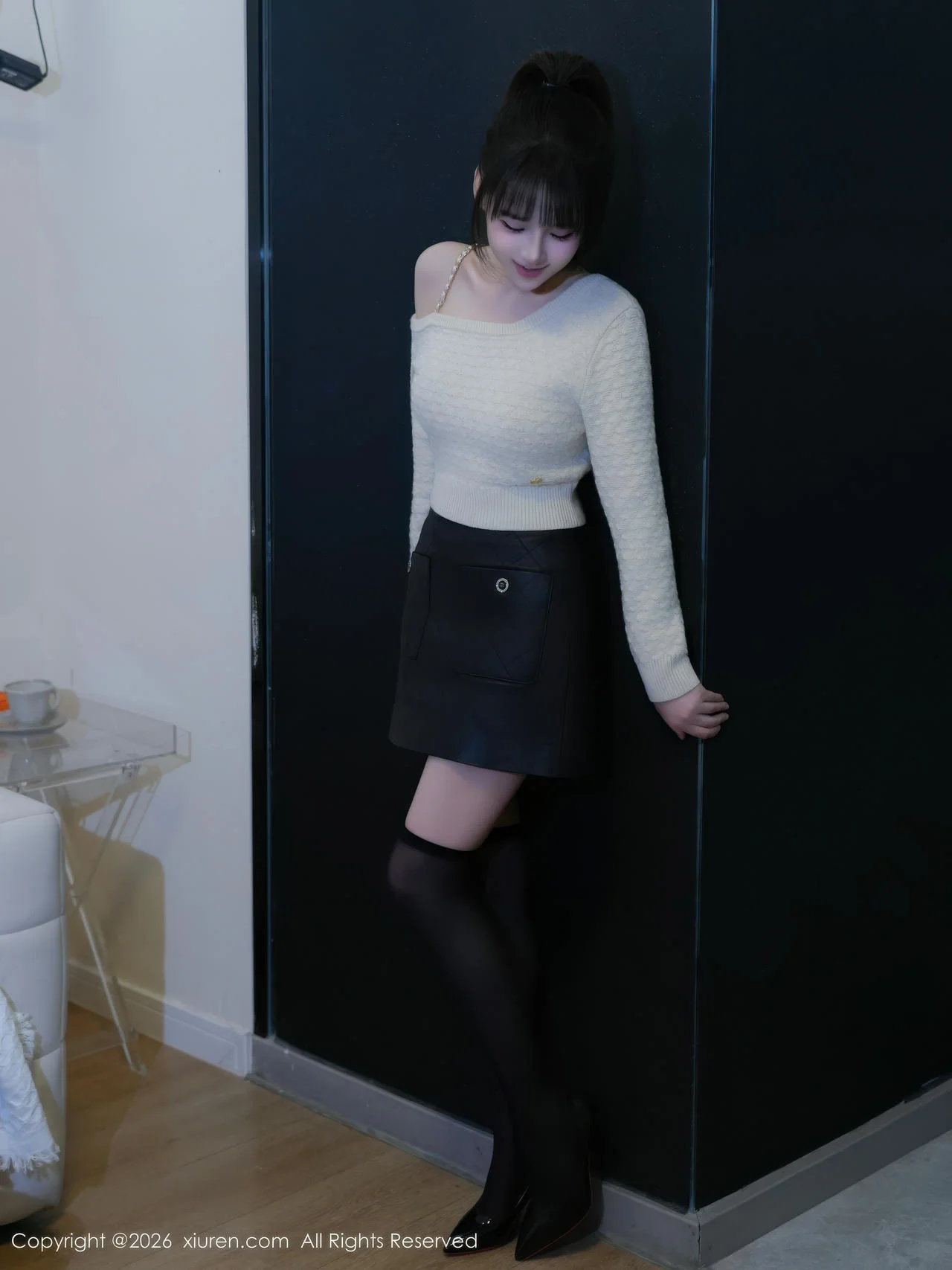 XiuRen 秀人 No.11254 沈蜜儿 白色T恤魅惑黑丝 - 4