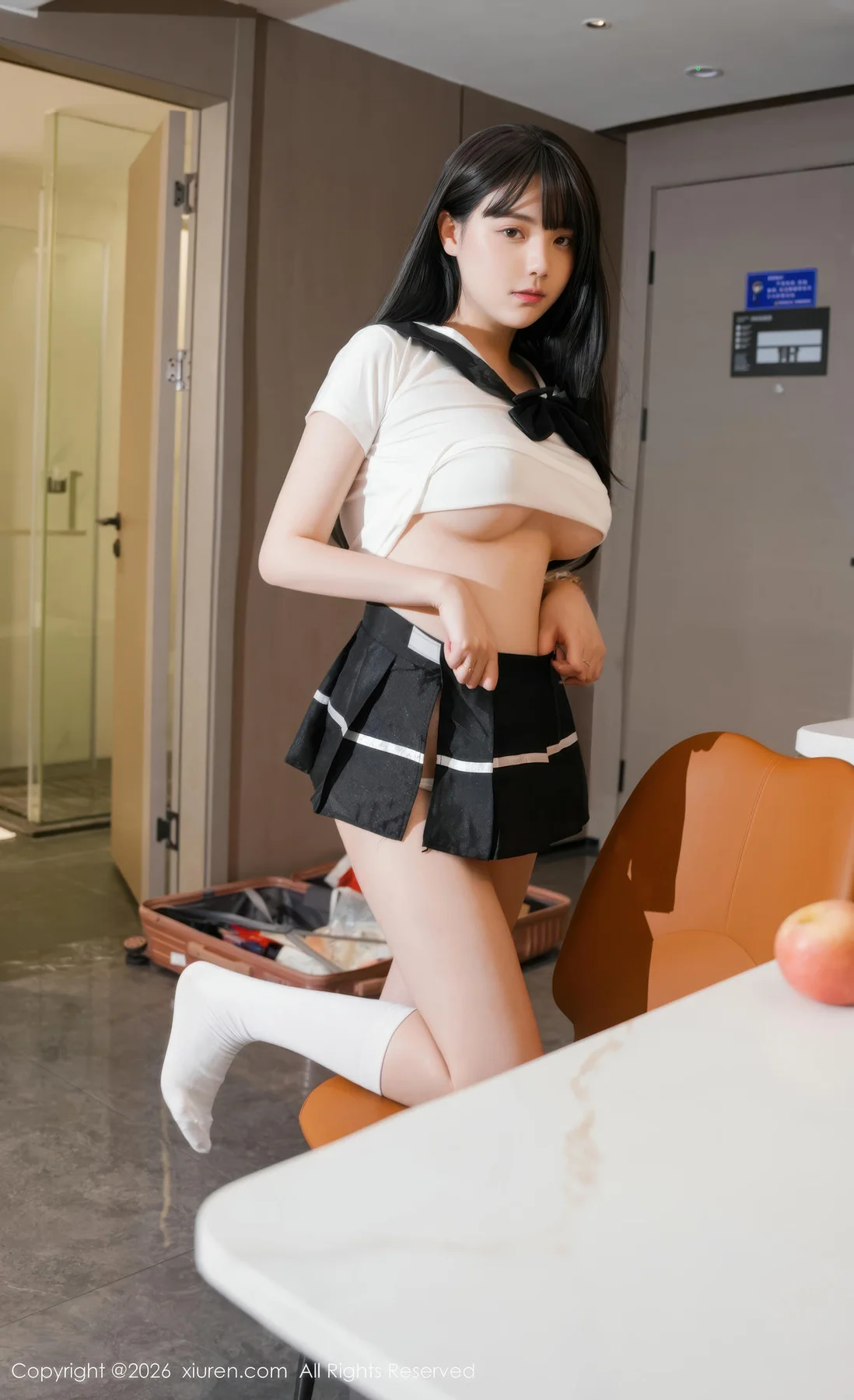 XiuRen 秀人 No.11256 软情 清纯少女黑色短裙 - 6