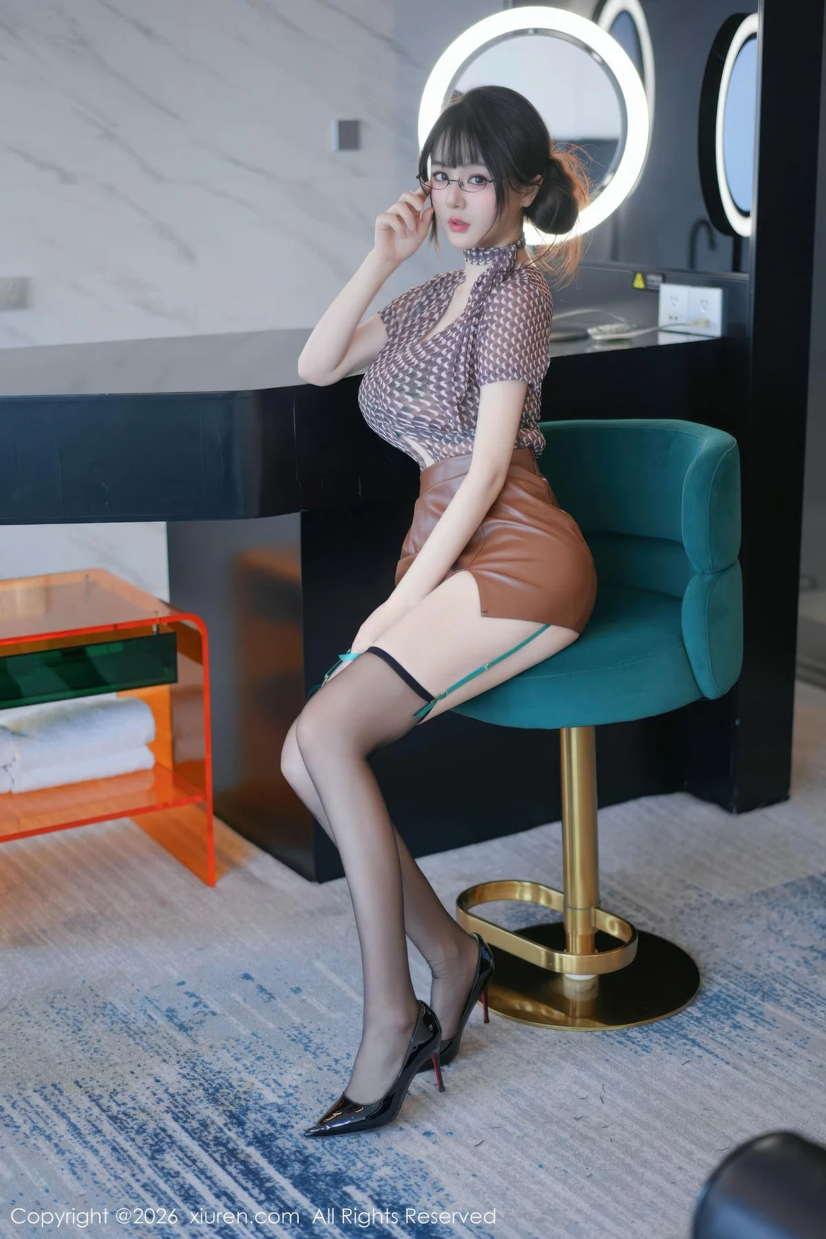 XiuRen 秀人 No.11268 沈南汐RuRu 性感棕色皮短裙 - 3