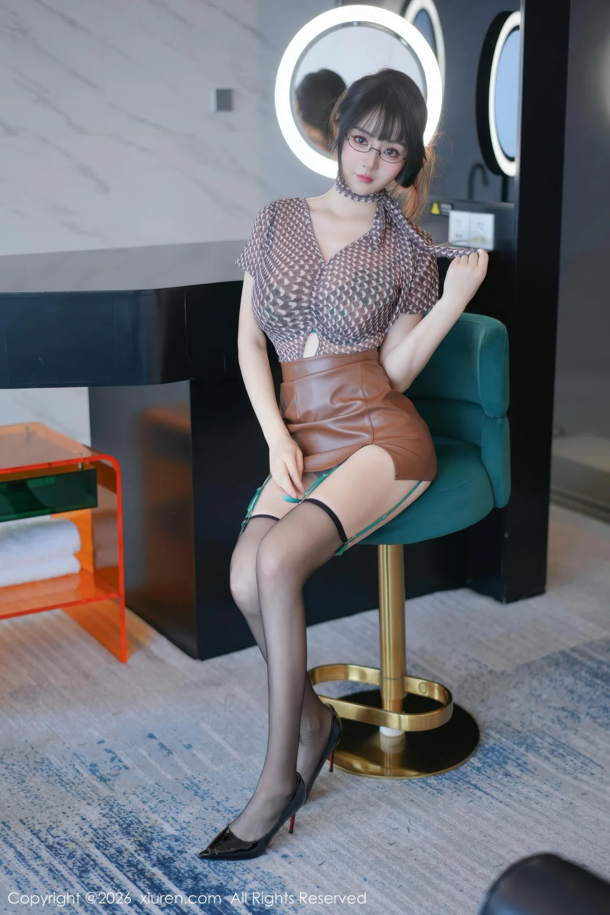 XiuRen 秀人 No.11268 沈南汐RuRu 性感棕色皮短裙 - 4