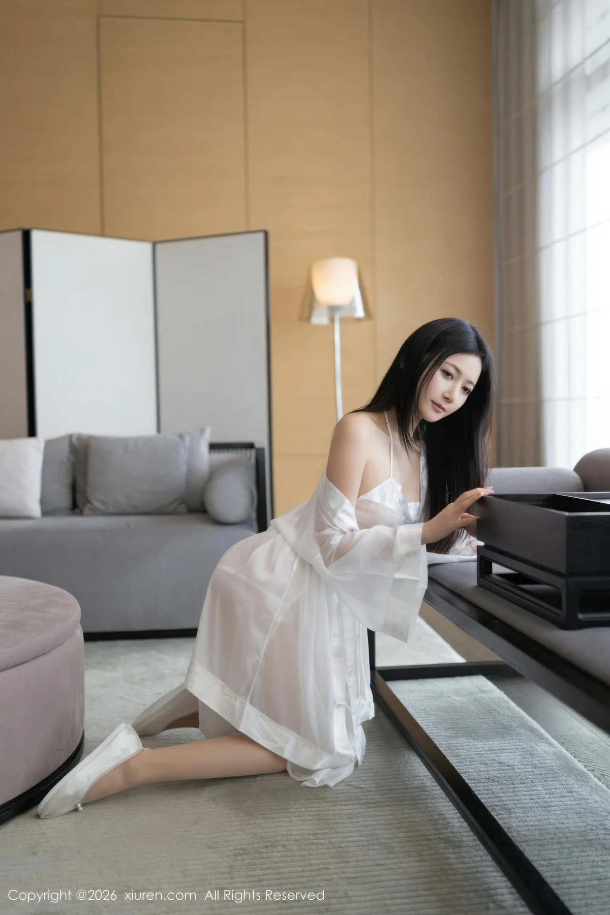 XiuRen 秀人 No.11275 鱼子酱Fish 白色浴袍诱人肉色丝袜 - 2