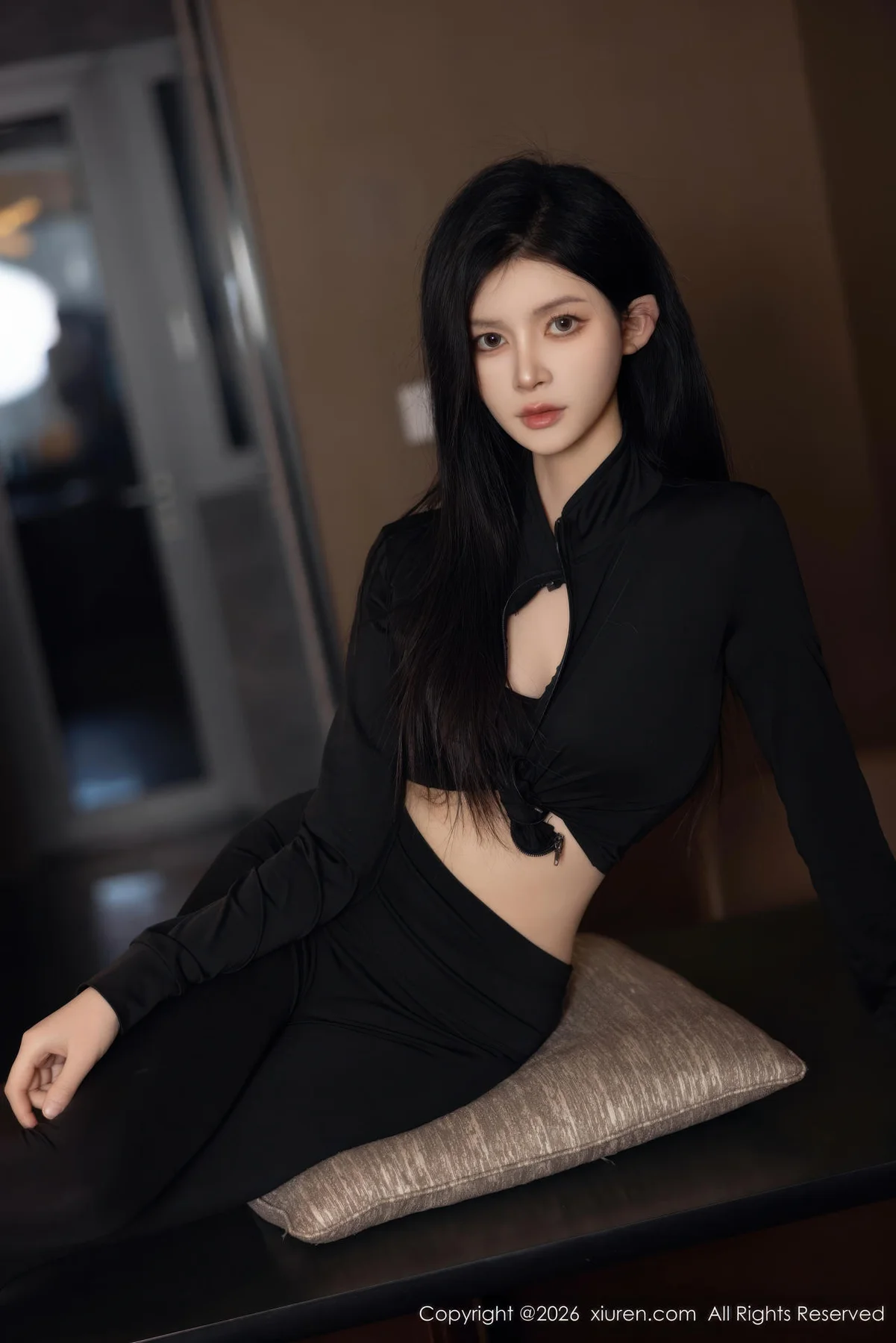 XiuRen 秀人 No.11283 沈如斯诱人肉色丝袜 - 1