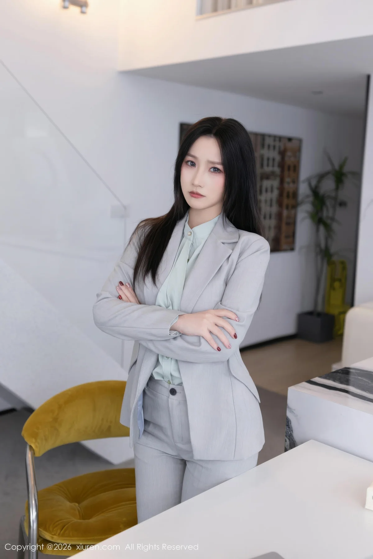 XiuRen 秀人 No.11285 杏子Yada 灰色OL服饰 - 7