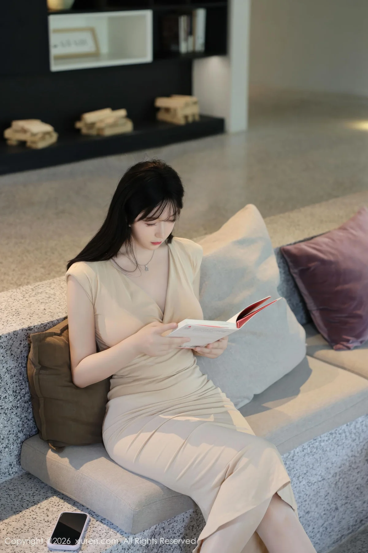 XiuRen 秀人 No.11288 奶思兔浅色小妈裙 - 1