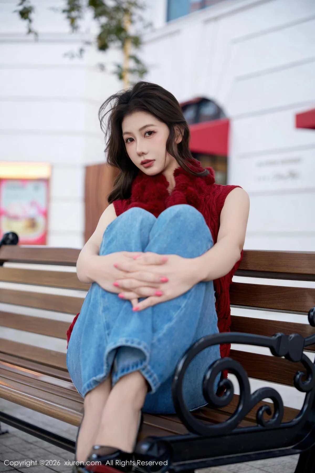 XiuRen 秀人 No.11293 尹甜甜爆乳街拍红色毛衣 - 6