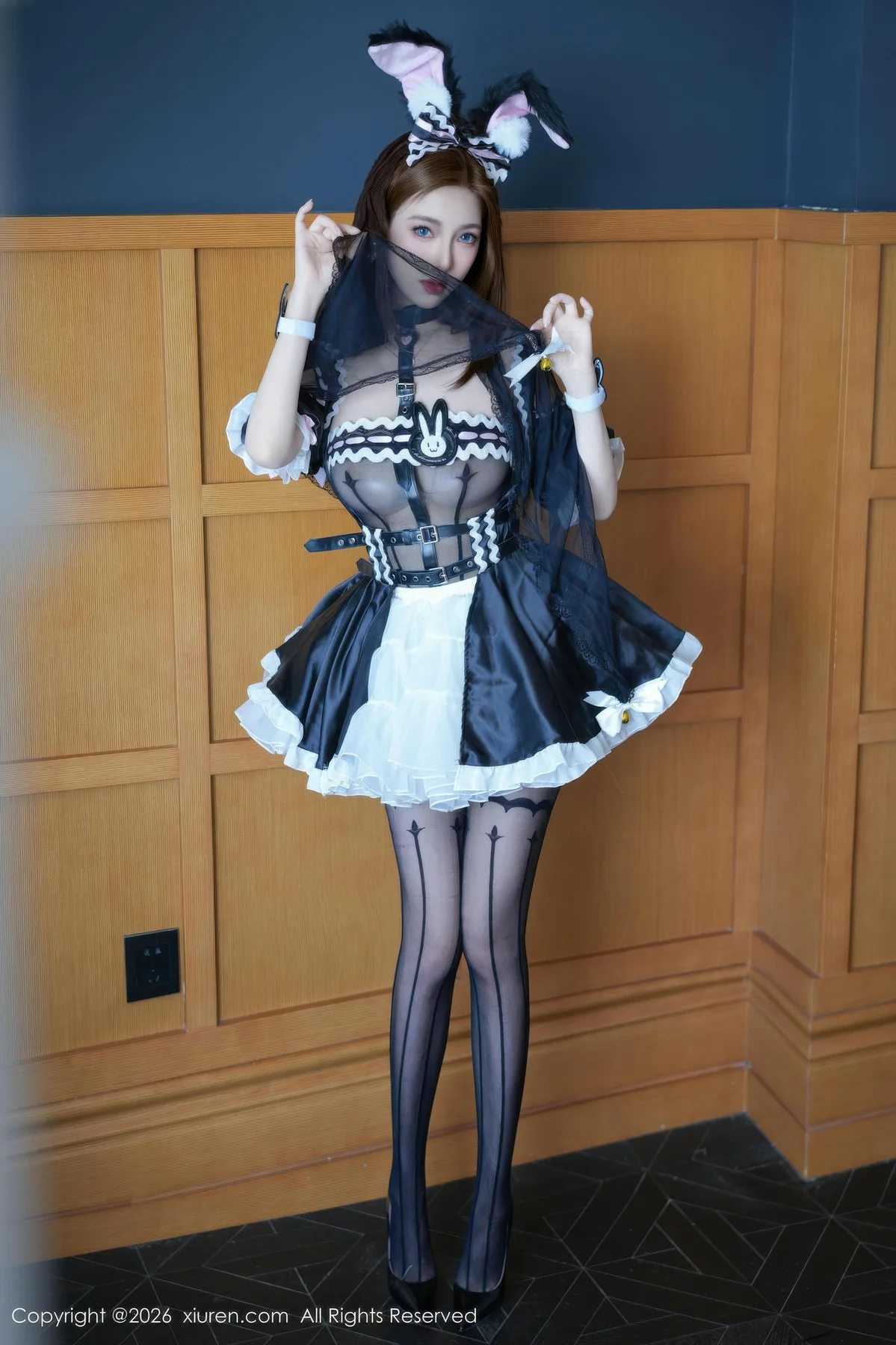 XiuRen 秀人 No.11294 Twins桃桃萝莉制服黑丝连体衣 - 2