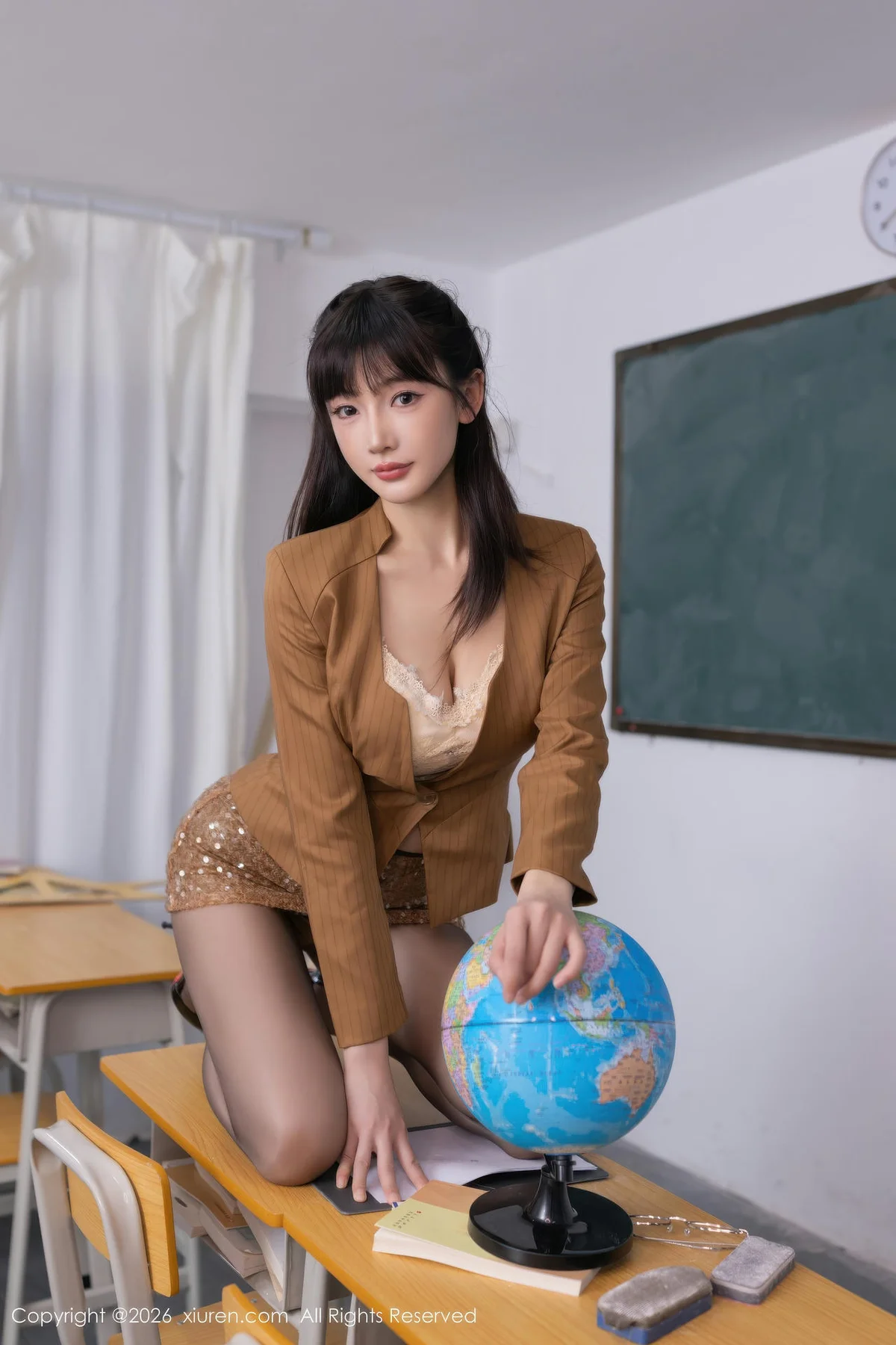 XiuRen 秀人 No.11295 陆萱萱教室短裙制服西服 - 6