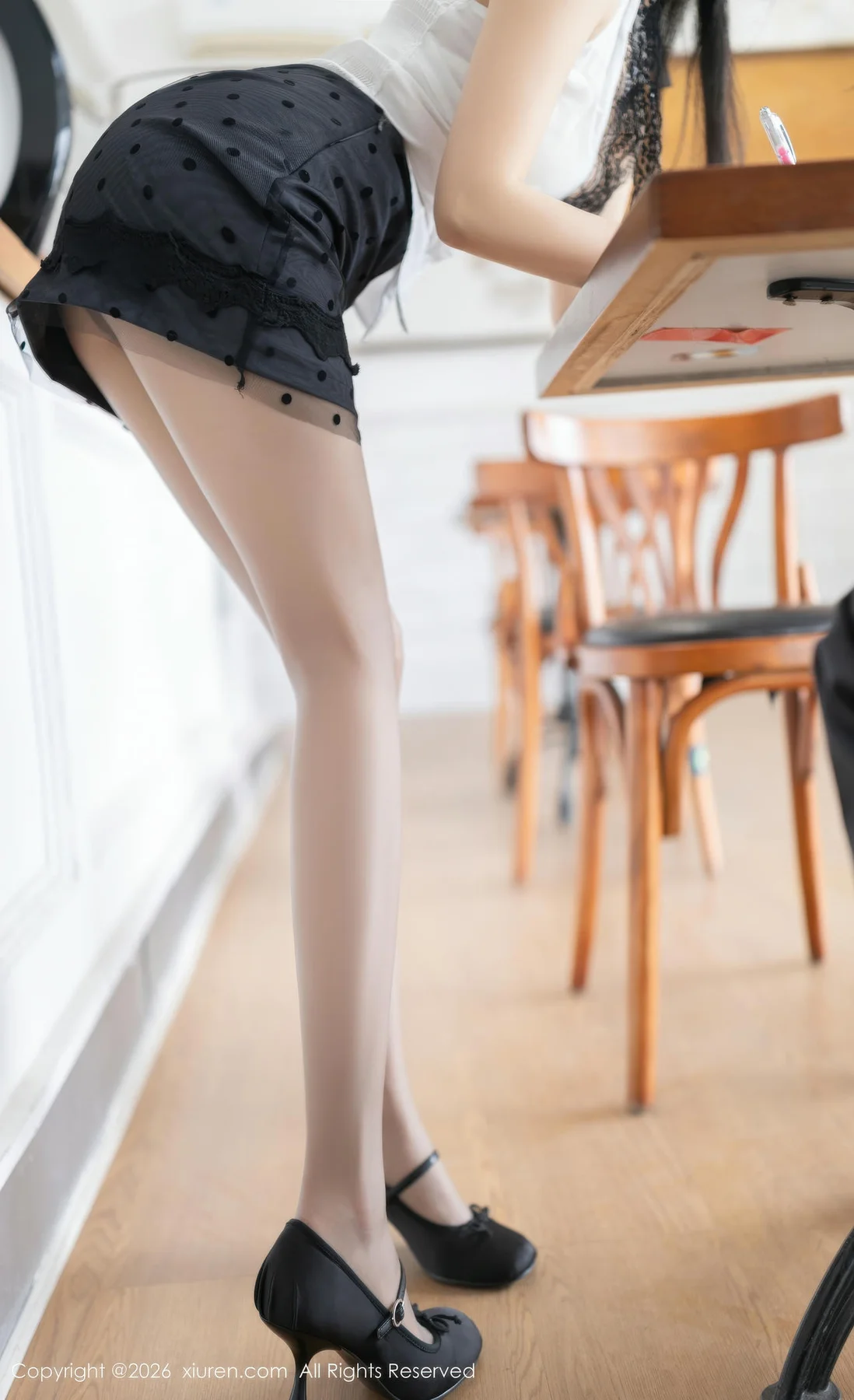 XiuRen 秀人 No.11304 鱼子酱Fish 咖啡馆性感美女 - 7